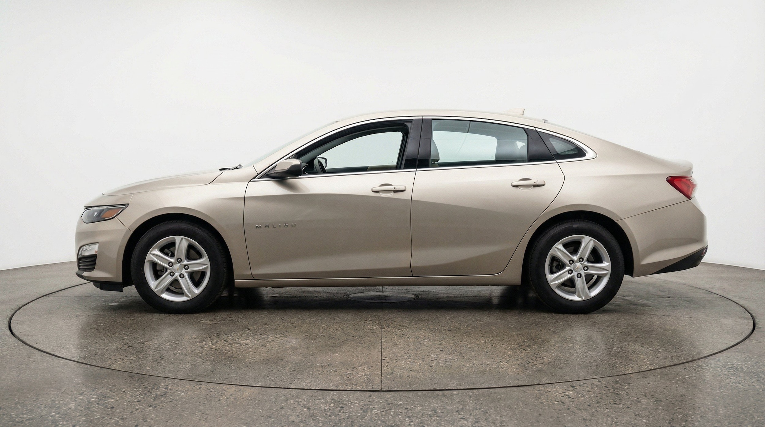 Thumbnail: 2024 Chevrolet Malibu - 5