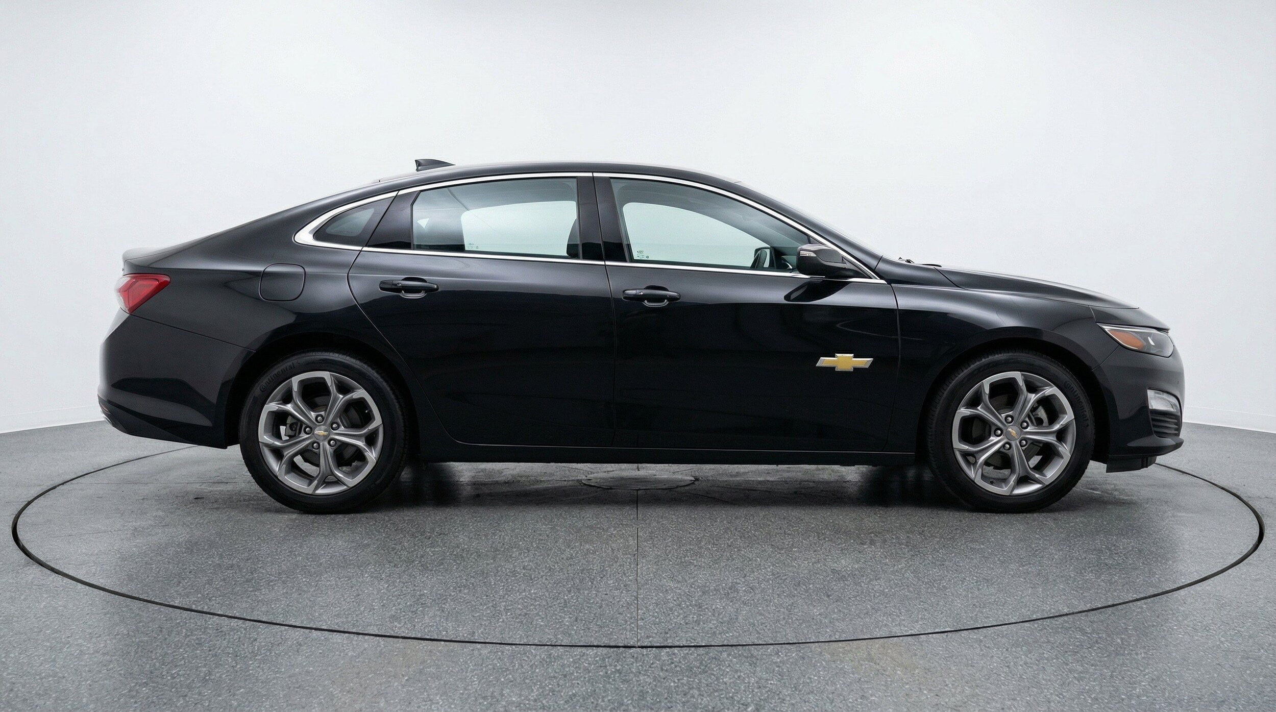 Thumbnail: 2024 Chevrolet Malibu - 11