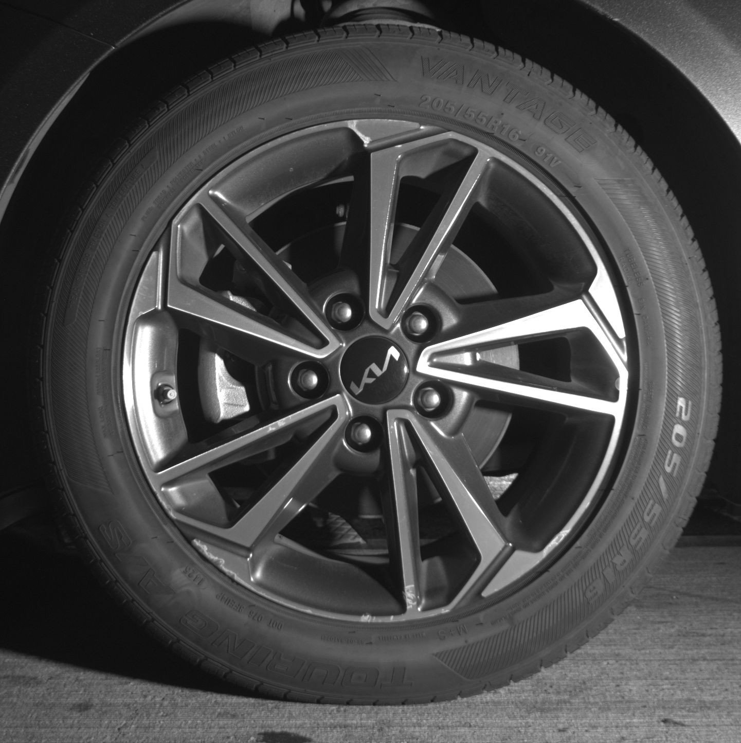 Thumbnail: 2024 Kia Forte - 17