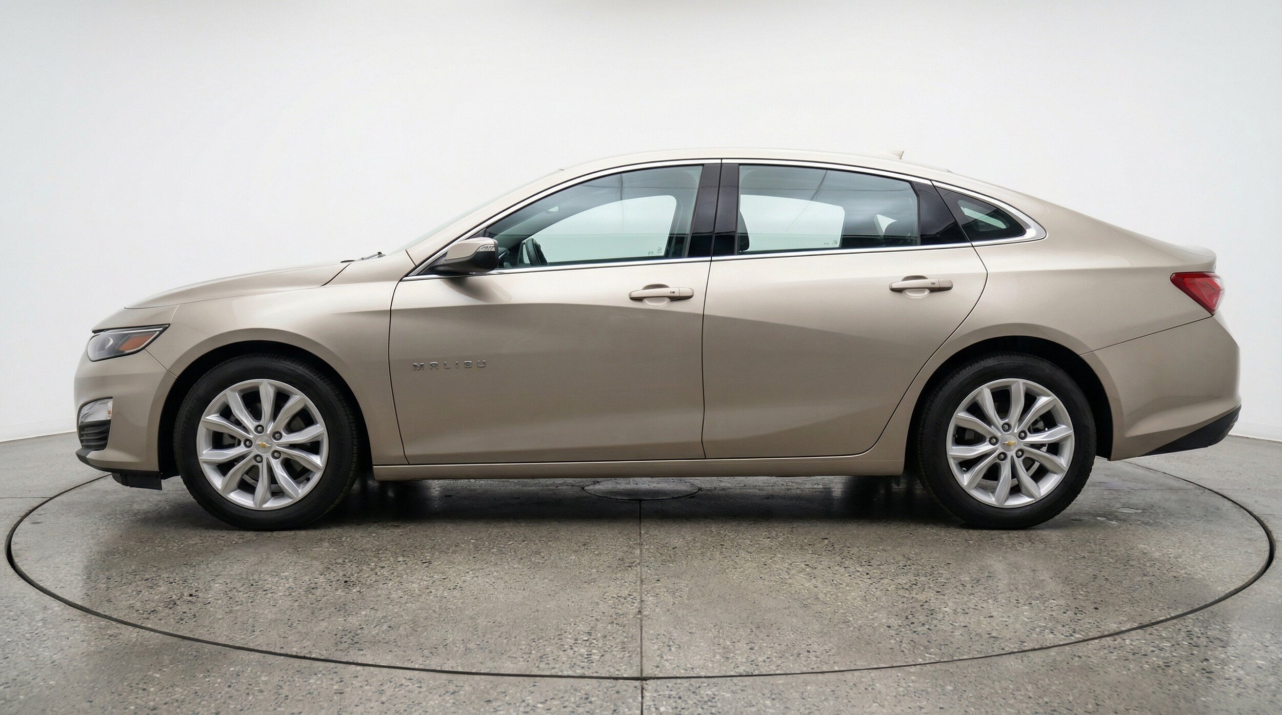 Thumbnail: 2024 Chevrolet Malibu - 5