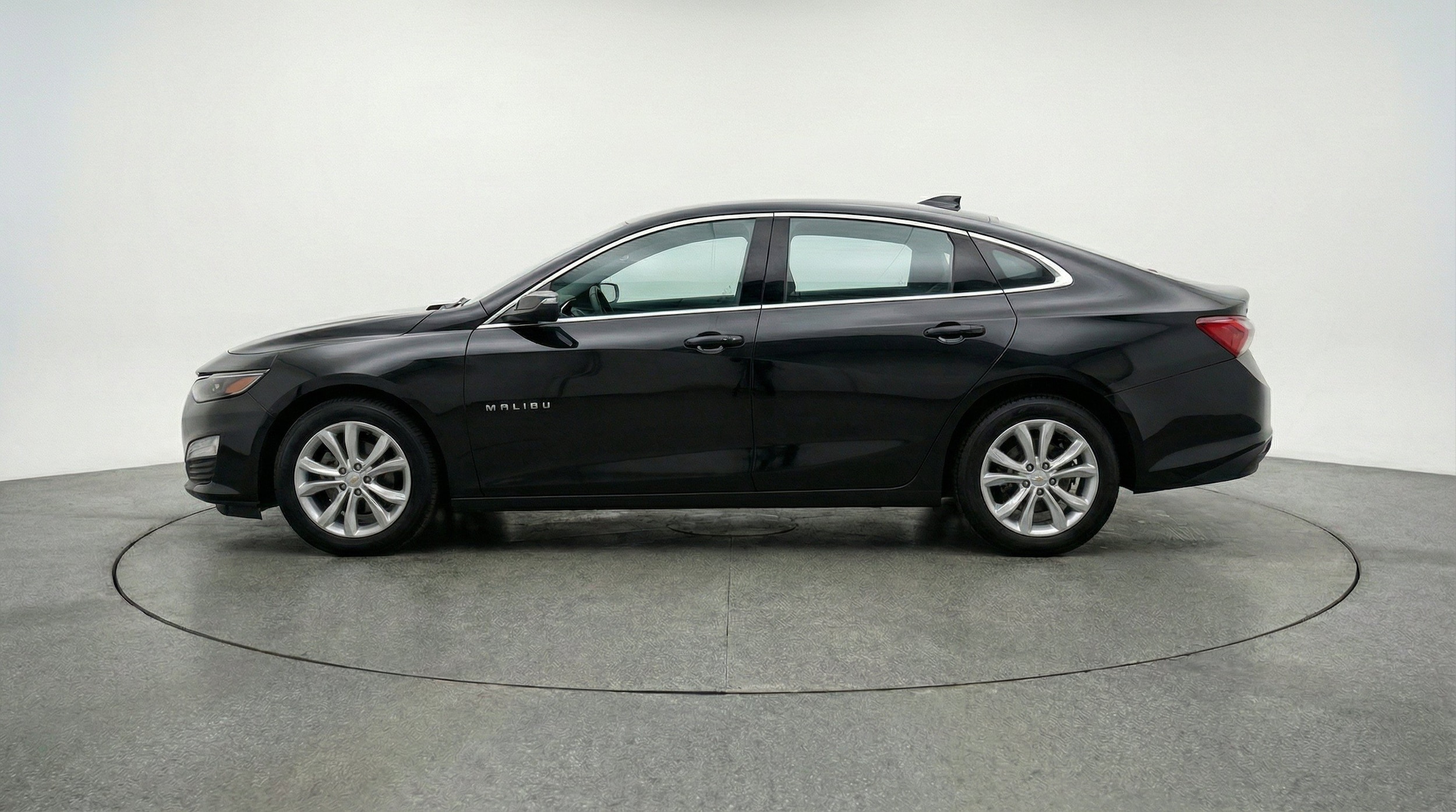 Thumbnail: 2024 Chevrolet Malibu - 5
