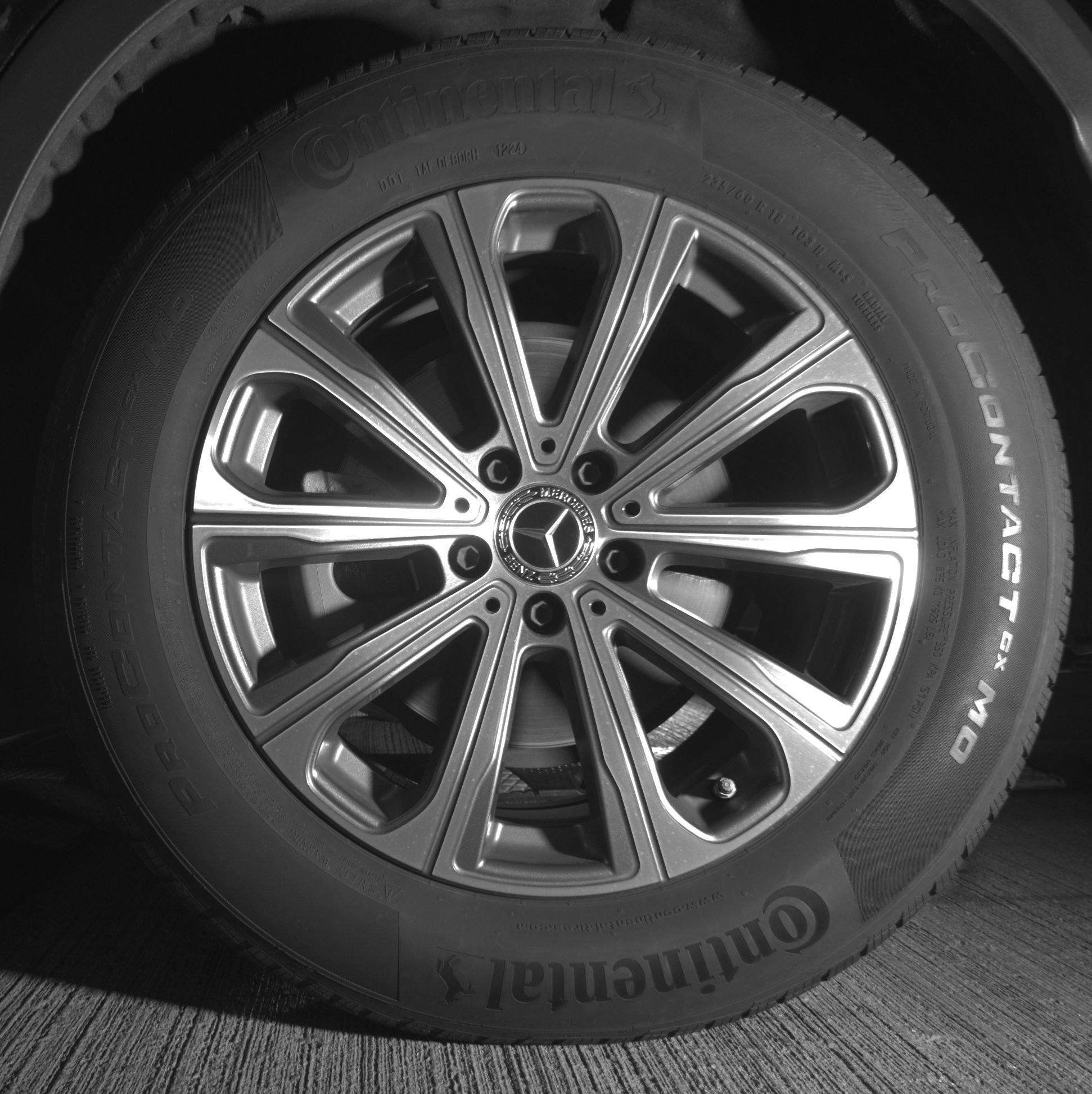 Thumbnail: 2024 Mercedes-Benz GLC - 14