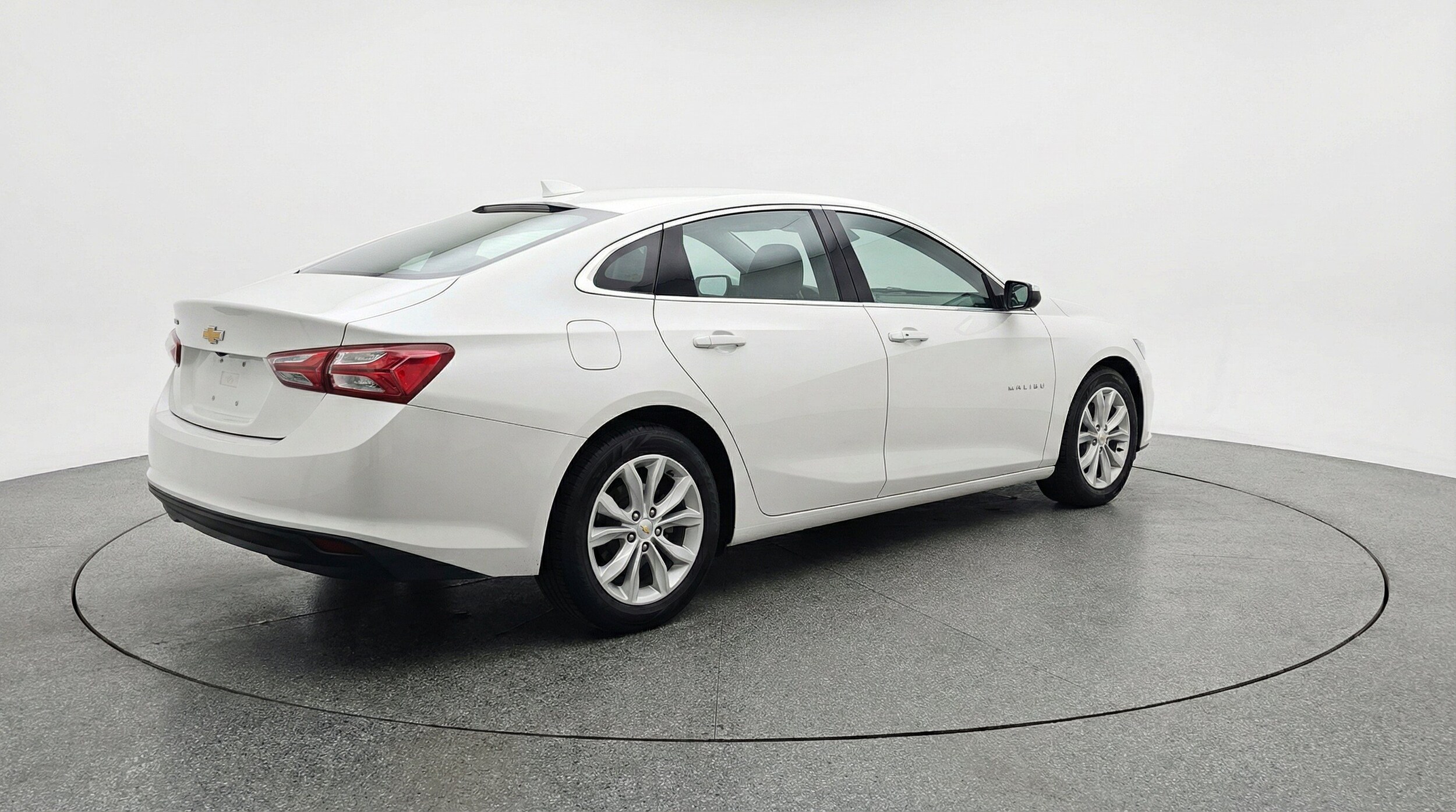 Thumbnail: 2024 Chevrolet Malibu - 9