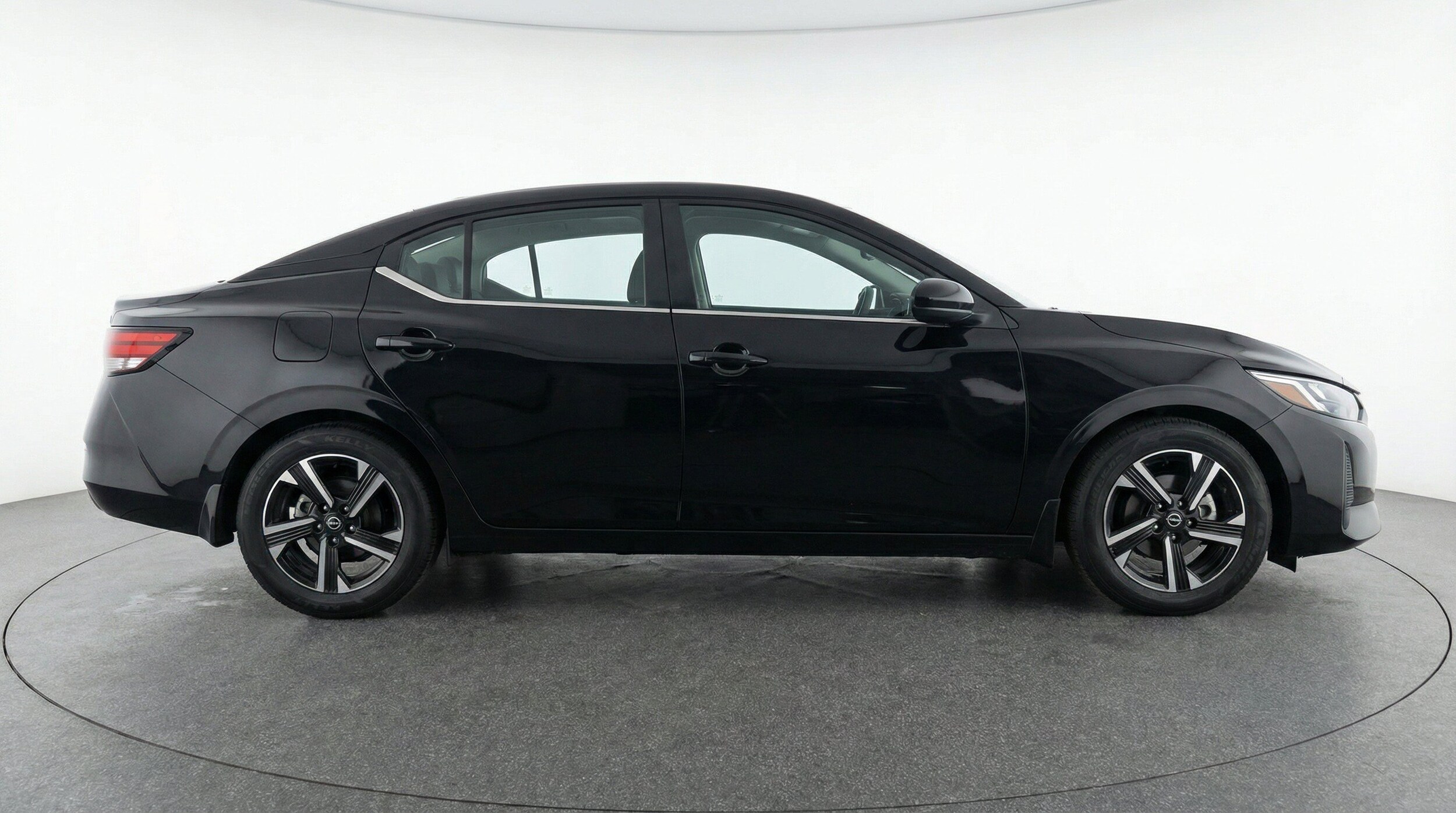Thumbnail: 2025 Nissan Sentra - 11