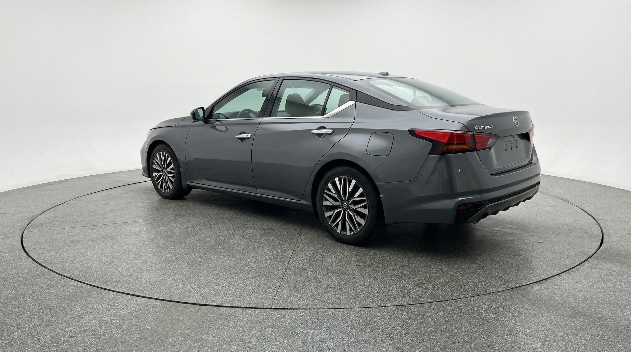 Thumbnail: 2025 Nissan Altima - 5