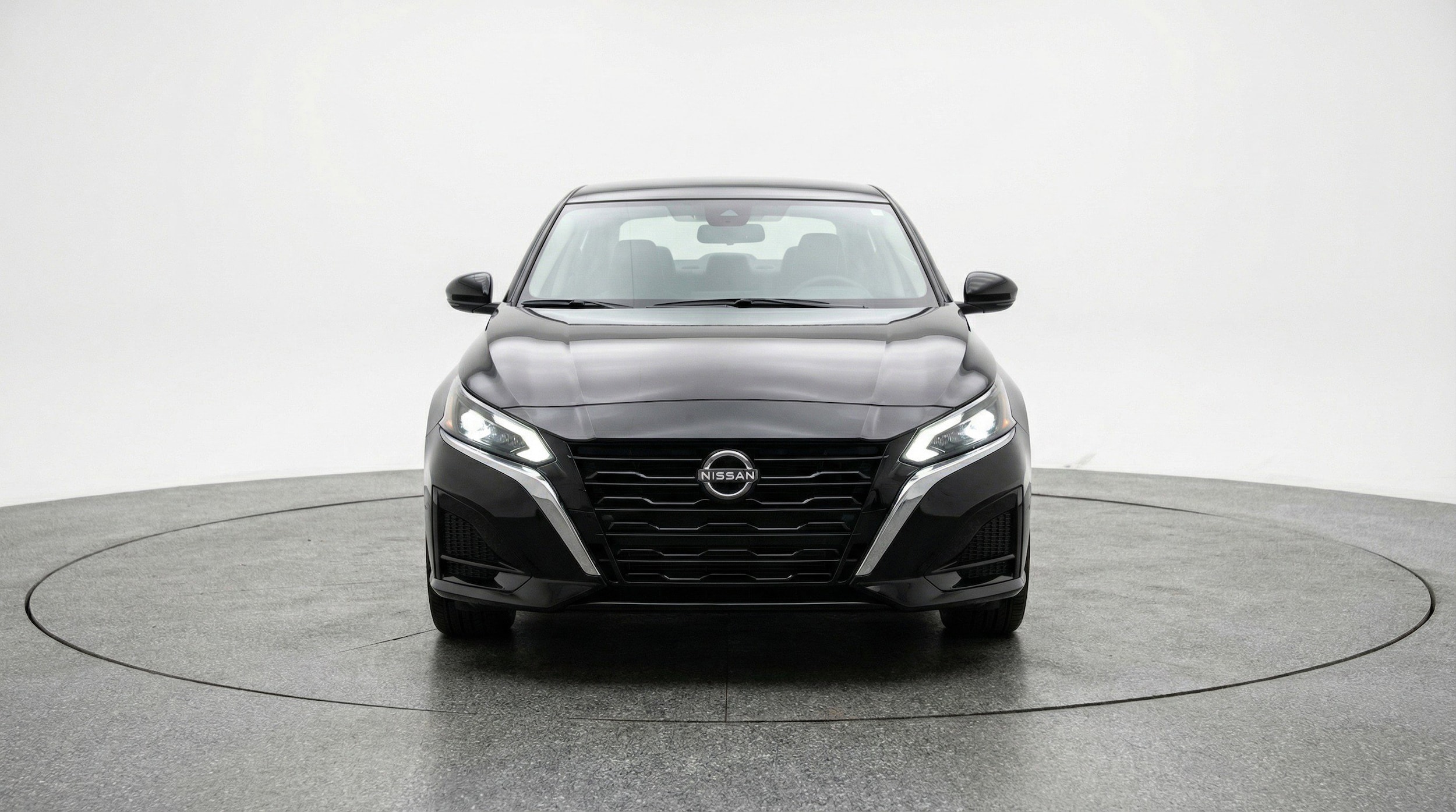 Thumbnail: 2025 Nissan Altima - 2