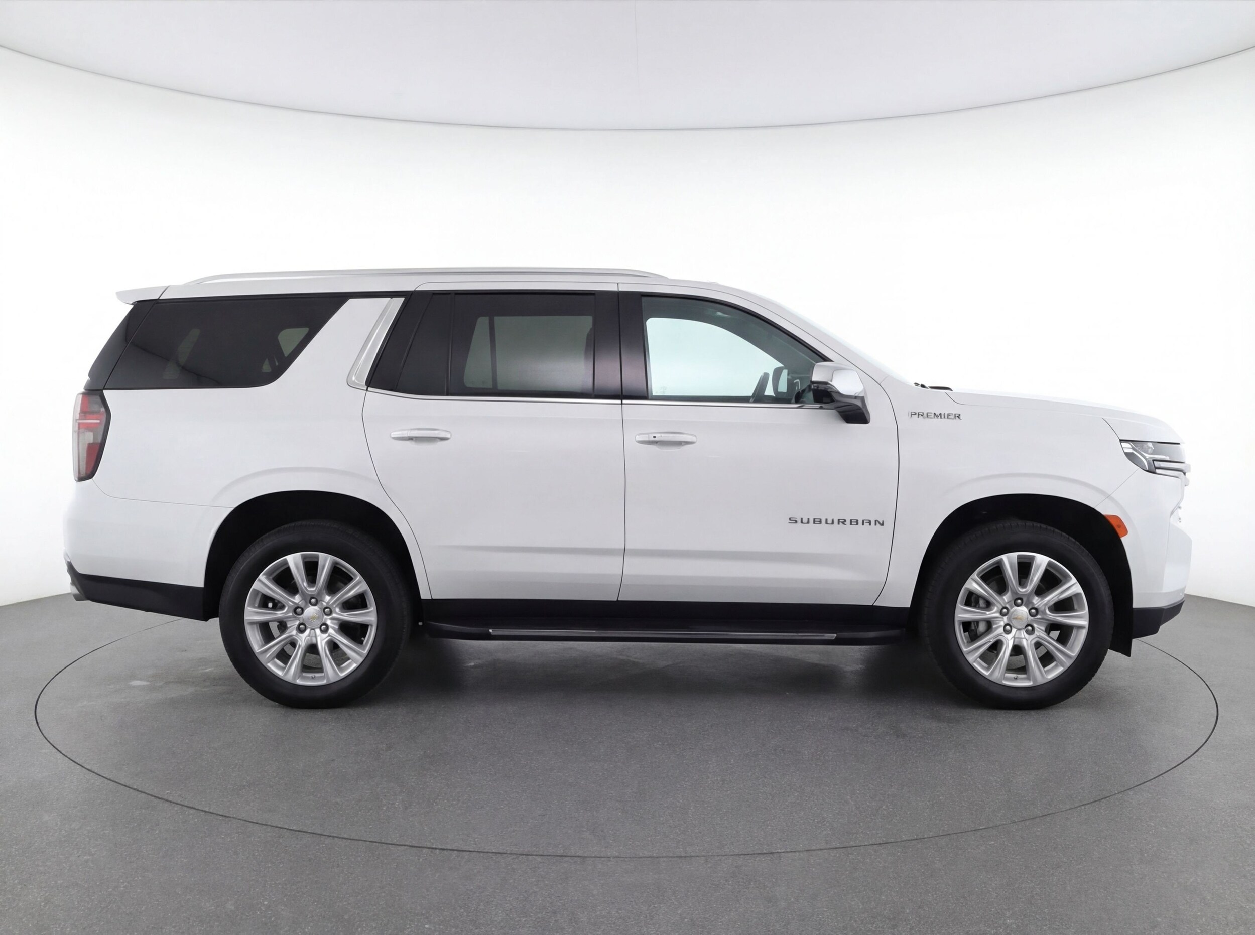 Thumbnail: 2023 Chevrolet Suburban - 11