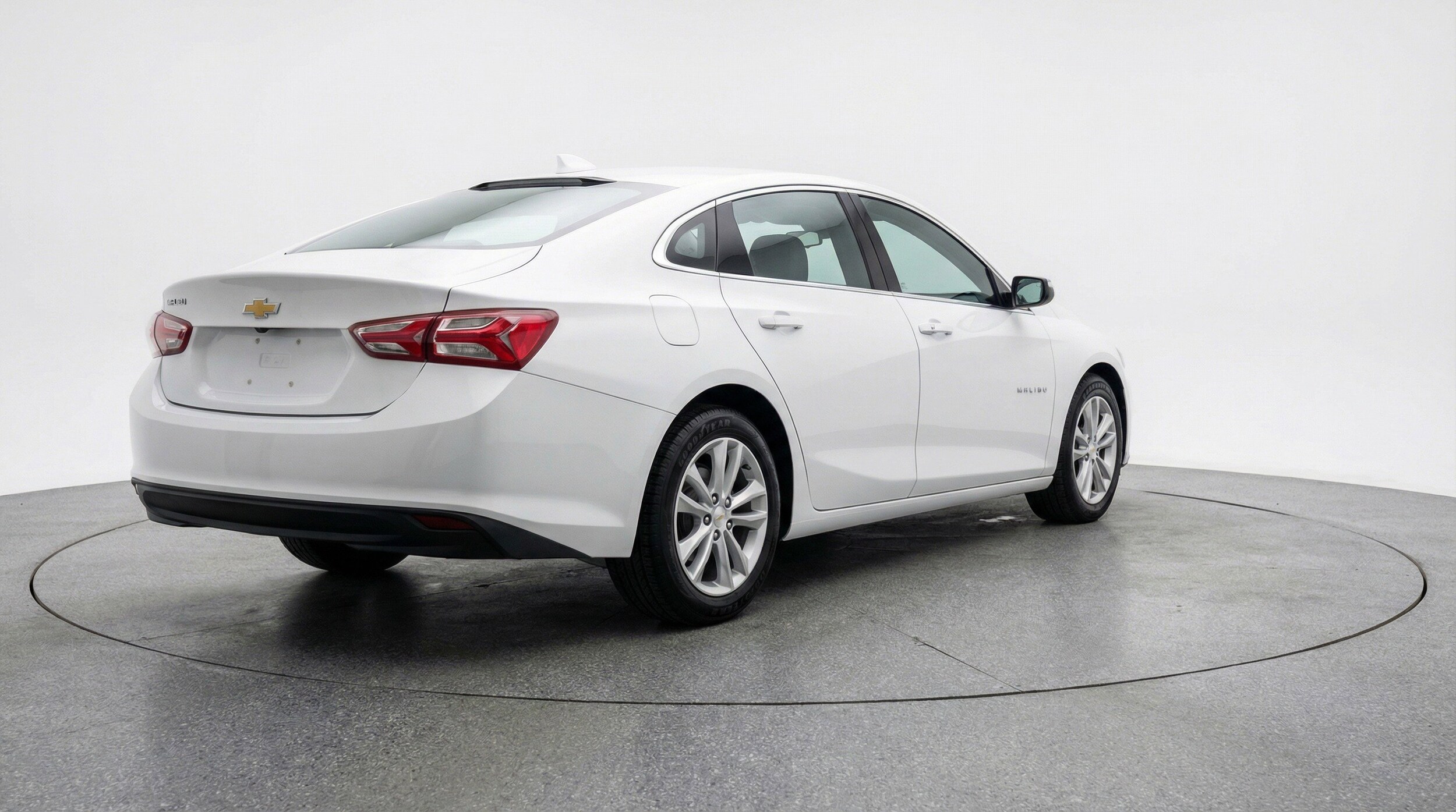 Thumbnail: 2024 Chevrolet Malibu - 9