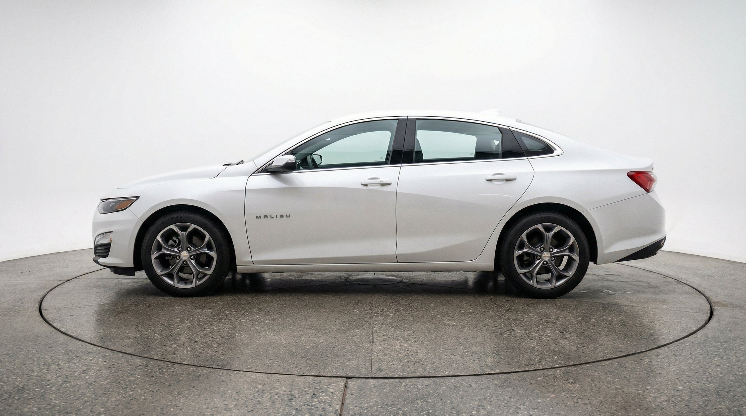 Thumbnail: 2024 Chevrolet Malibu - 5