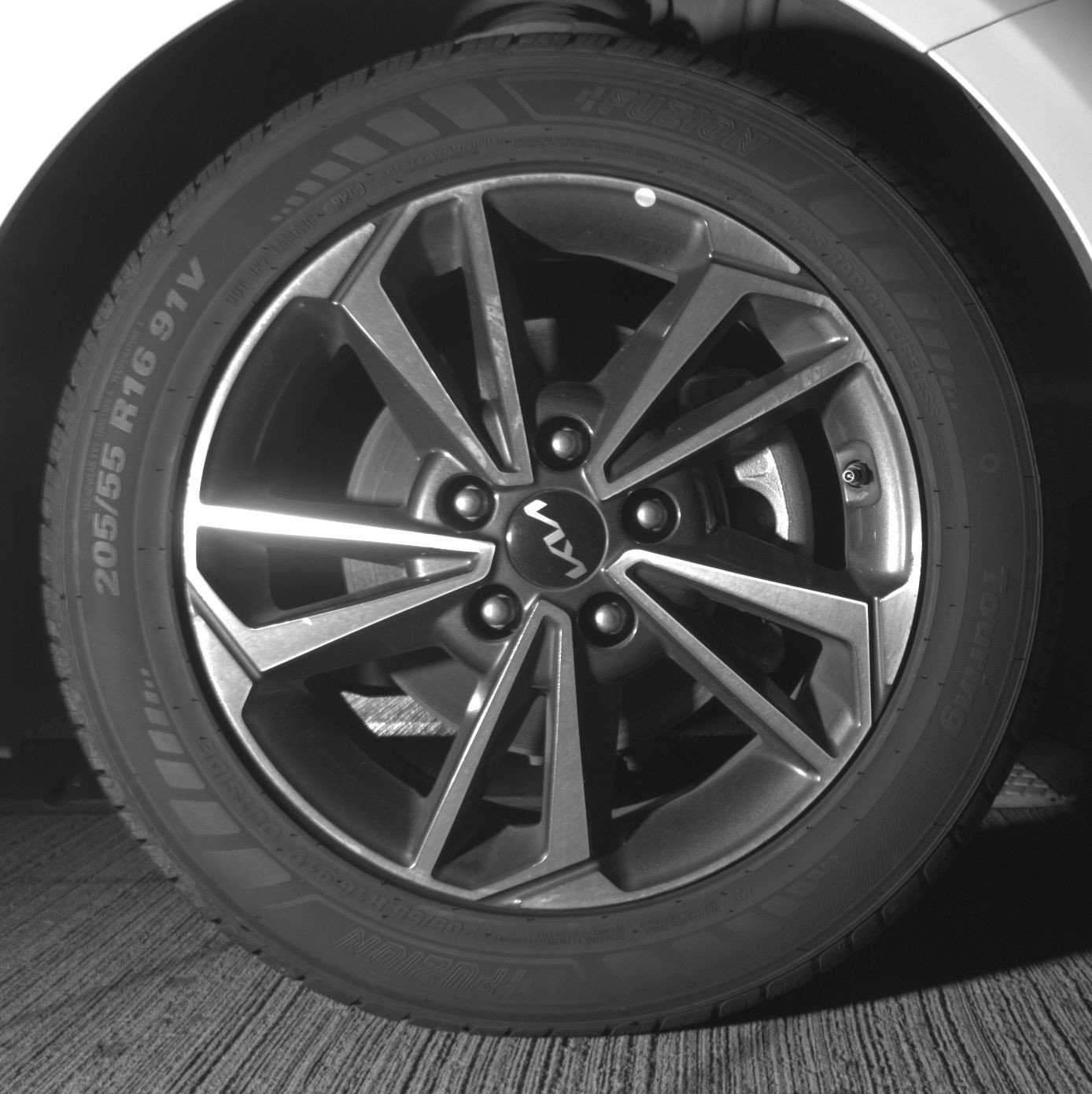 Thumbnail: 2024 Kia Forte - 18