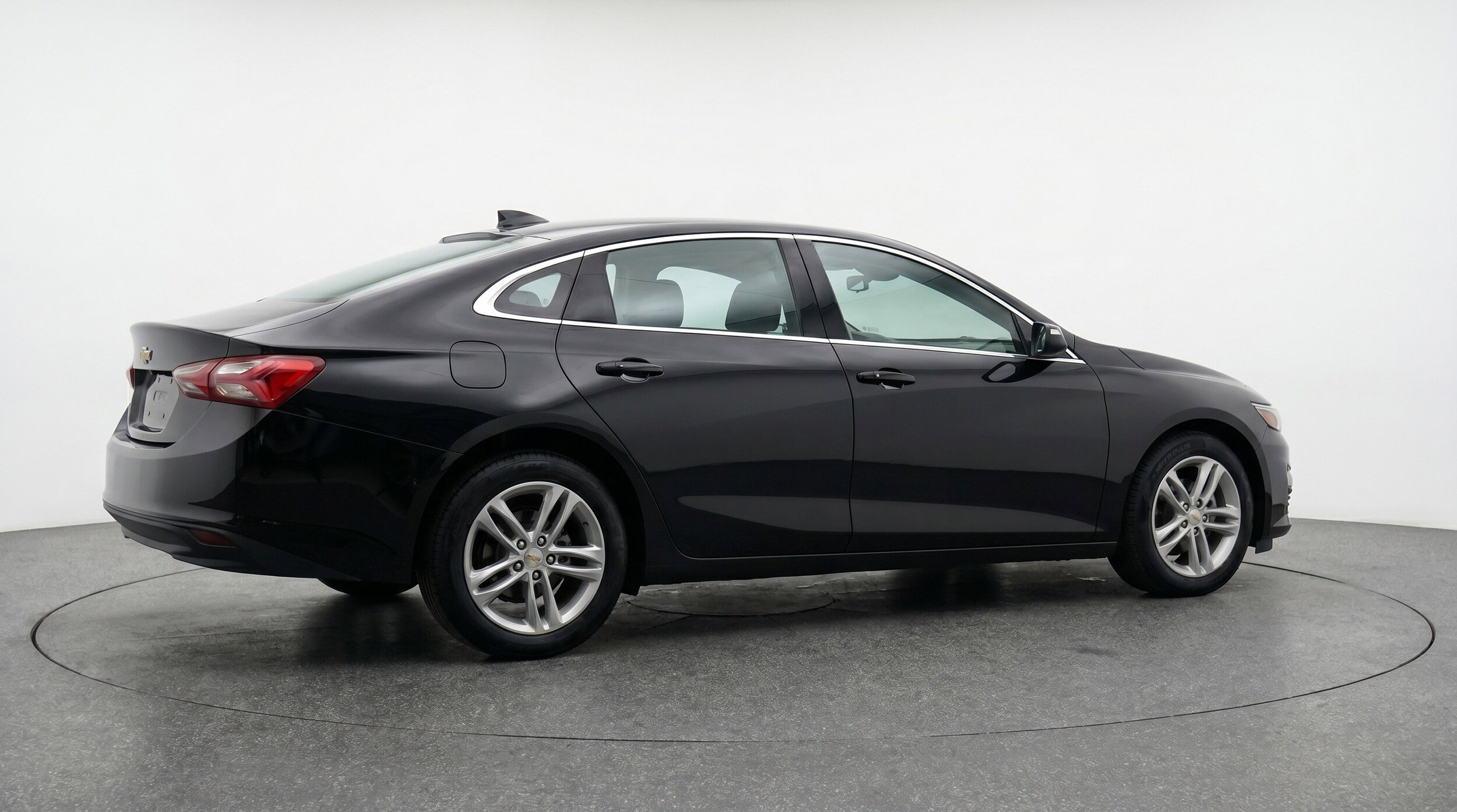 Thumbnail: 2024 Chevrolet Malibu - 9