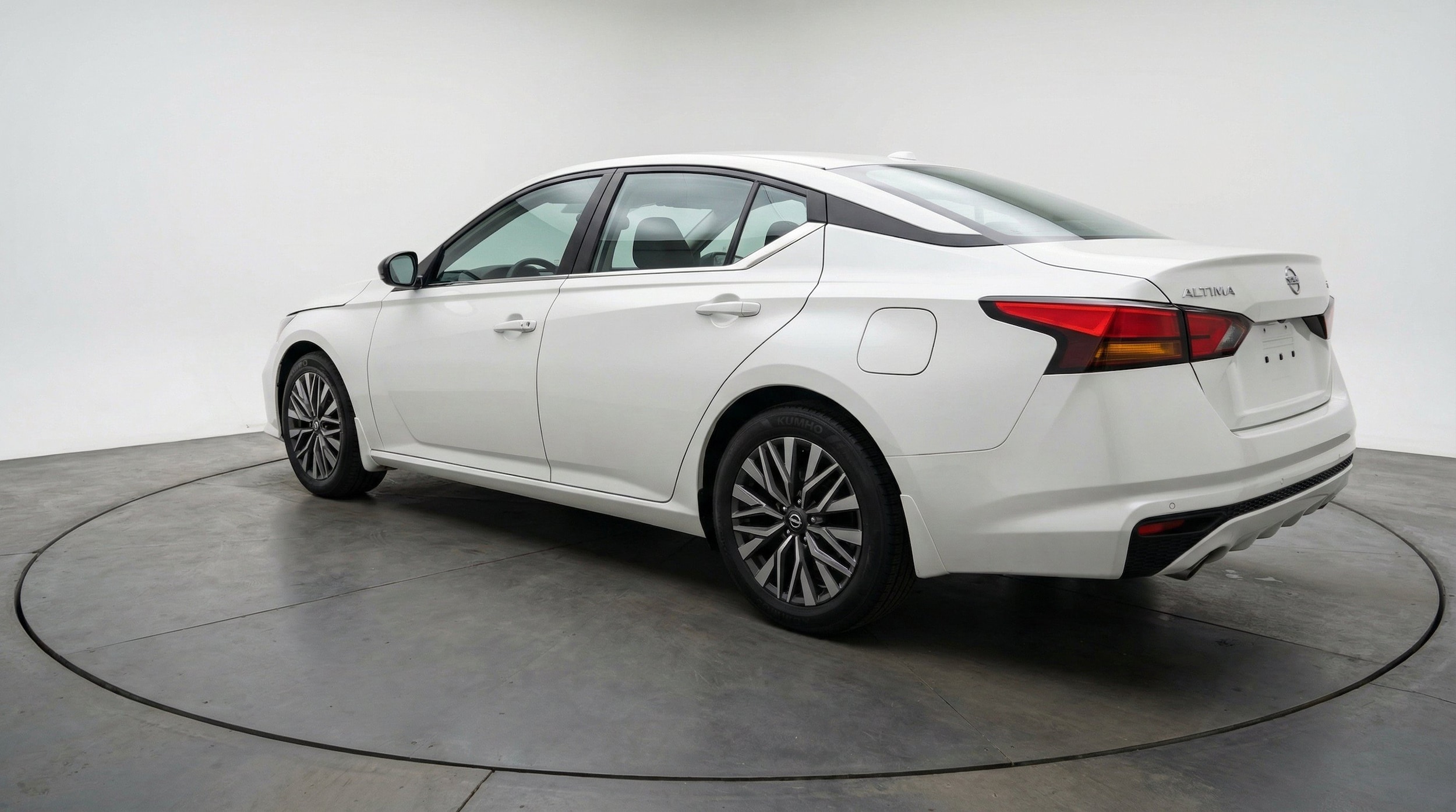 Thumbnail: 2025 Nissan Altima - 6