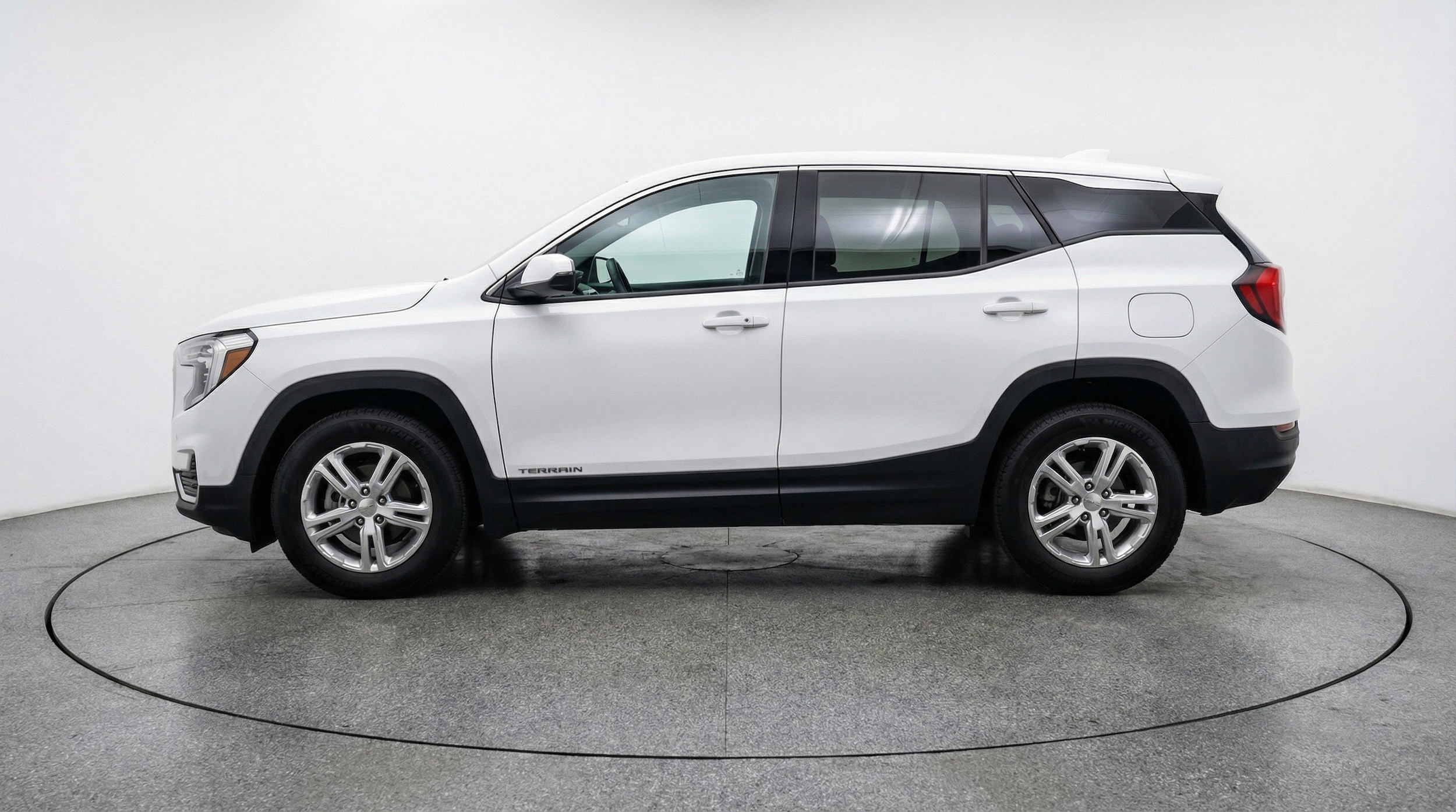 Thumbnail: 2024 GMC Terrain - 5