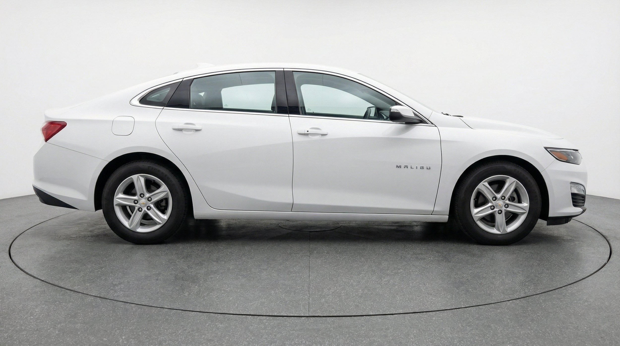 Thumbnail: 2024 Chevrolet Malibu - 11