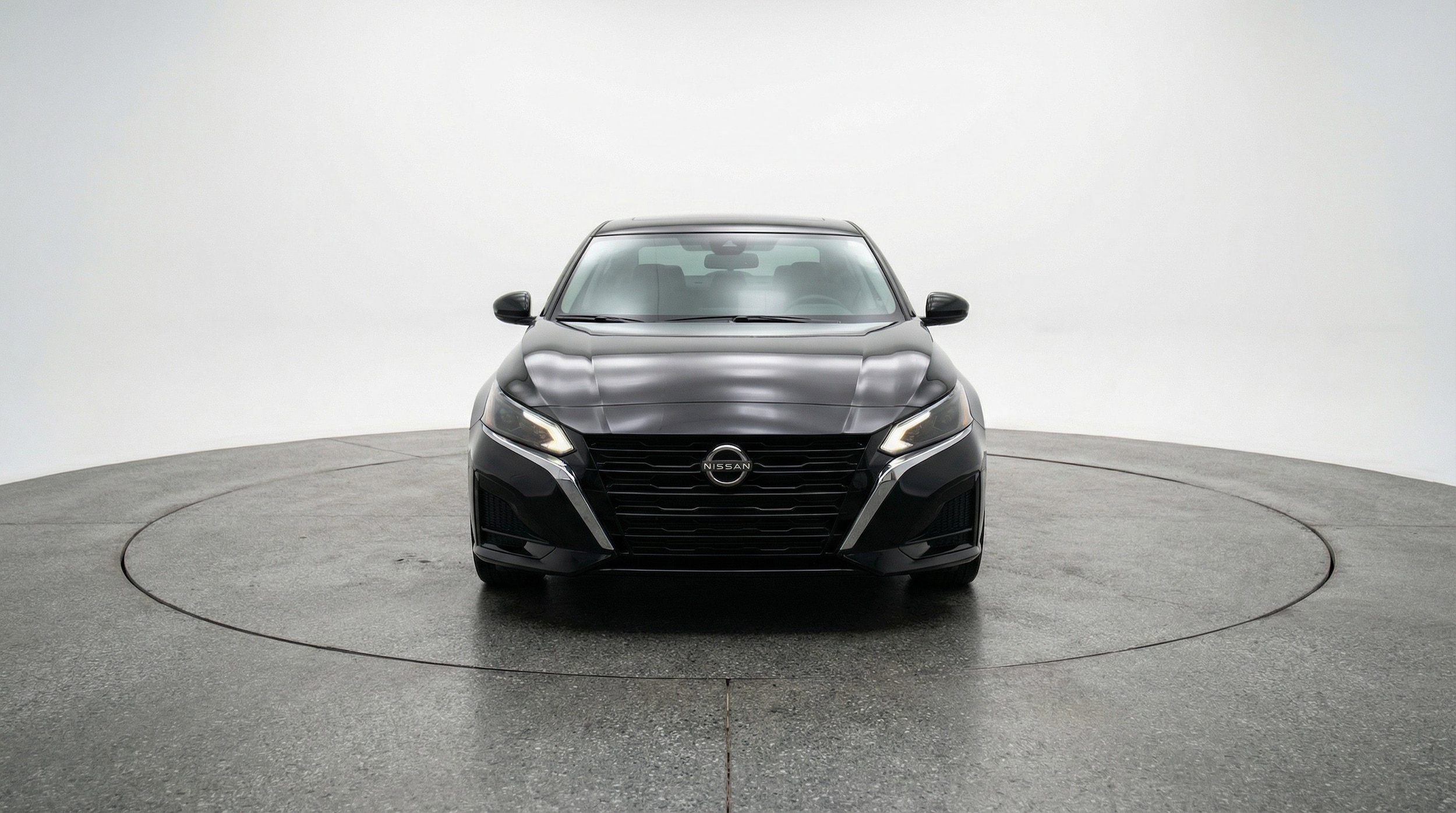 Thumbnail: 2025 Nissan Altima - 2