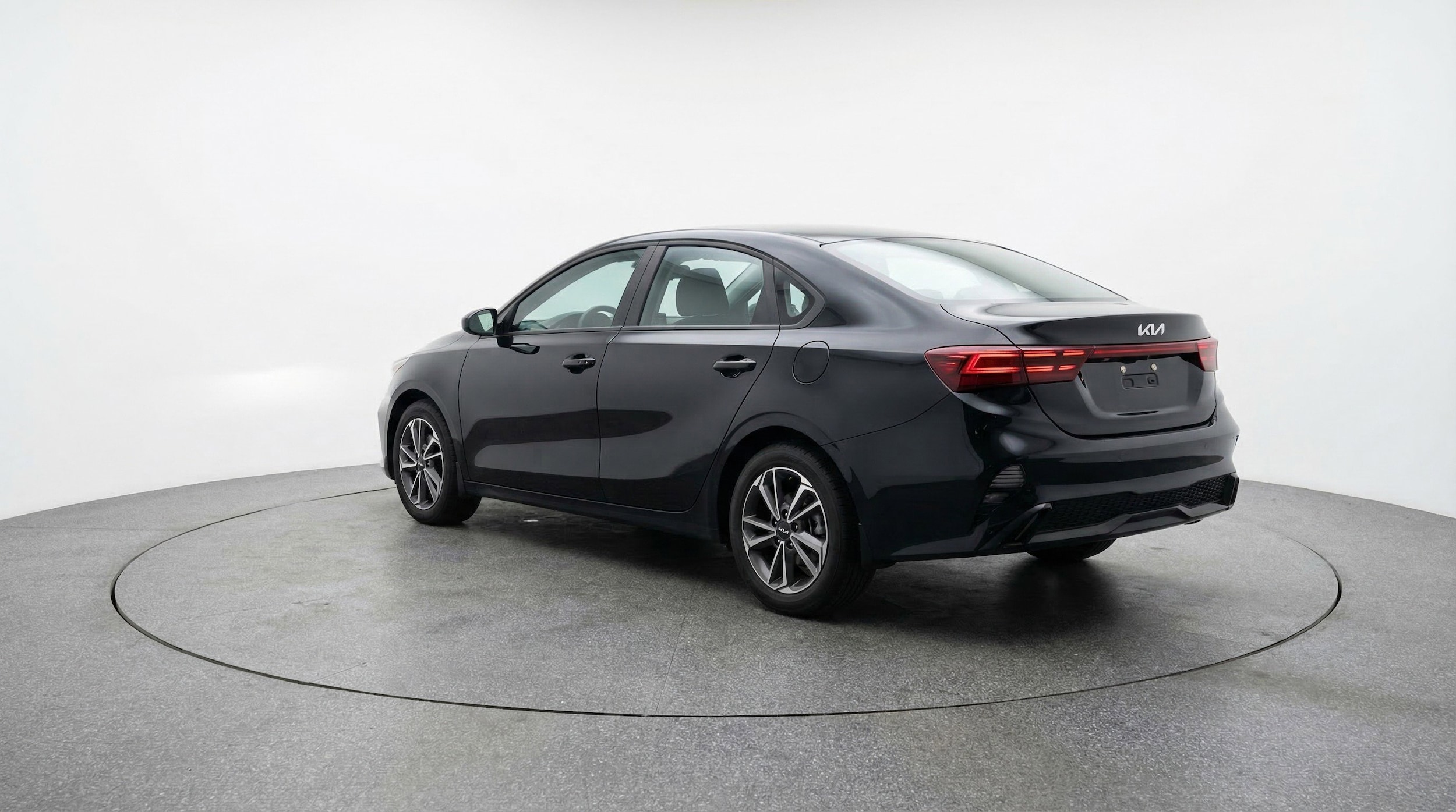 Thumbnail: 2024 Kia Forte - 6