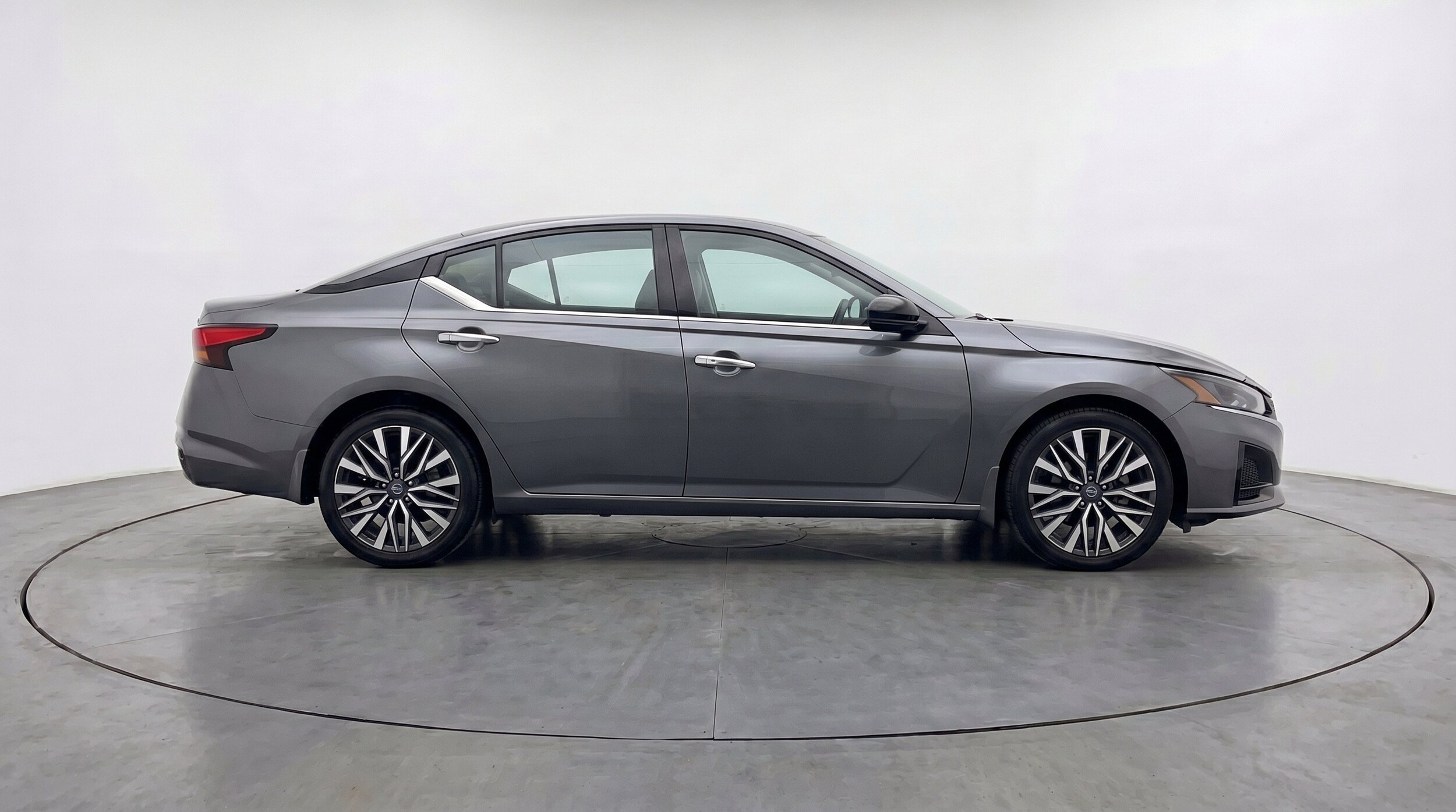 Thumbnail: 2025 Nissan Altima - 11