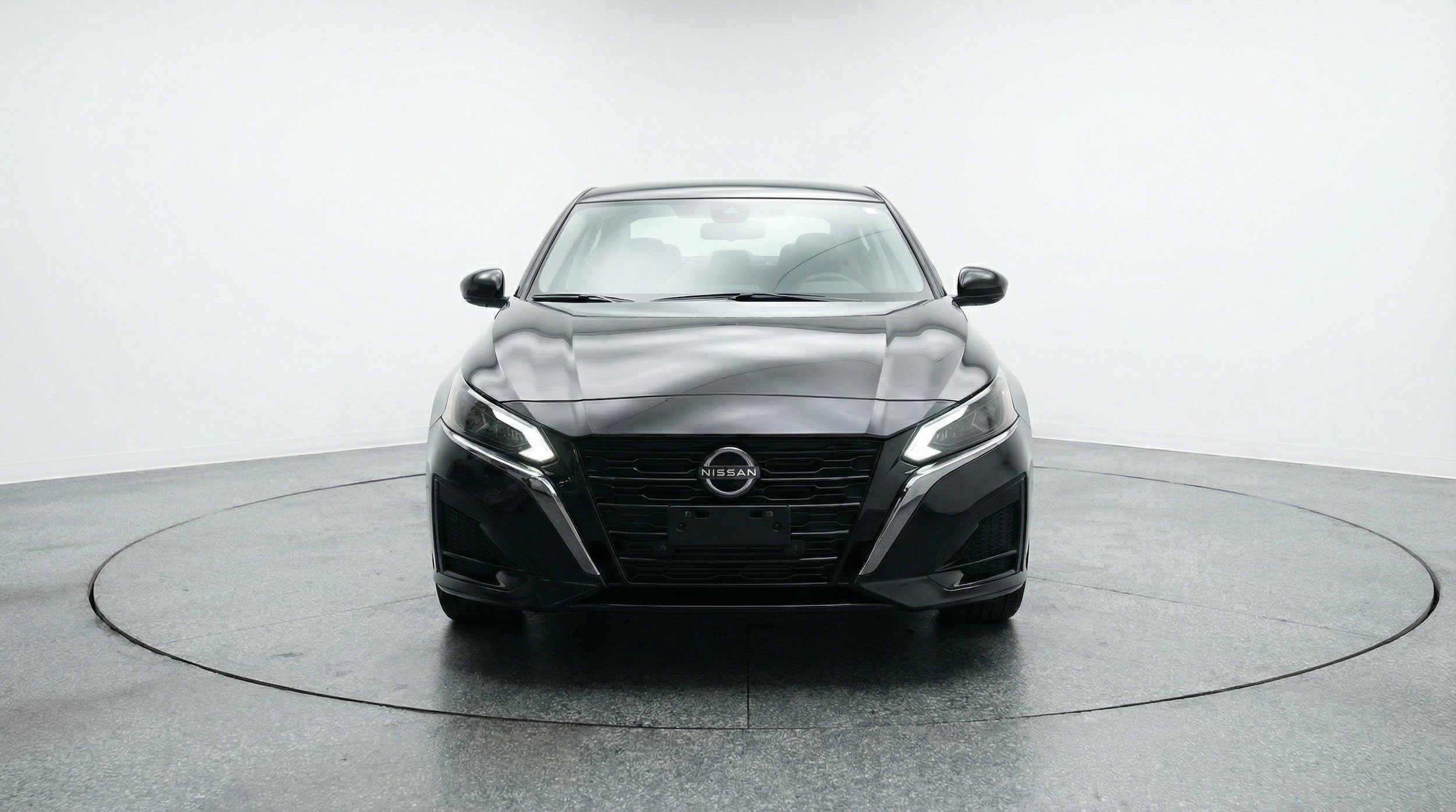 Thumbnail: 2025 Nissan Altima - 2