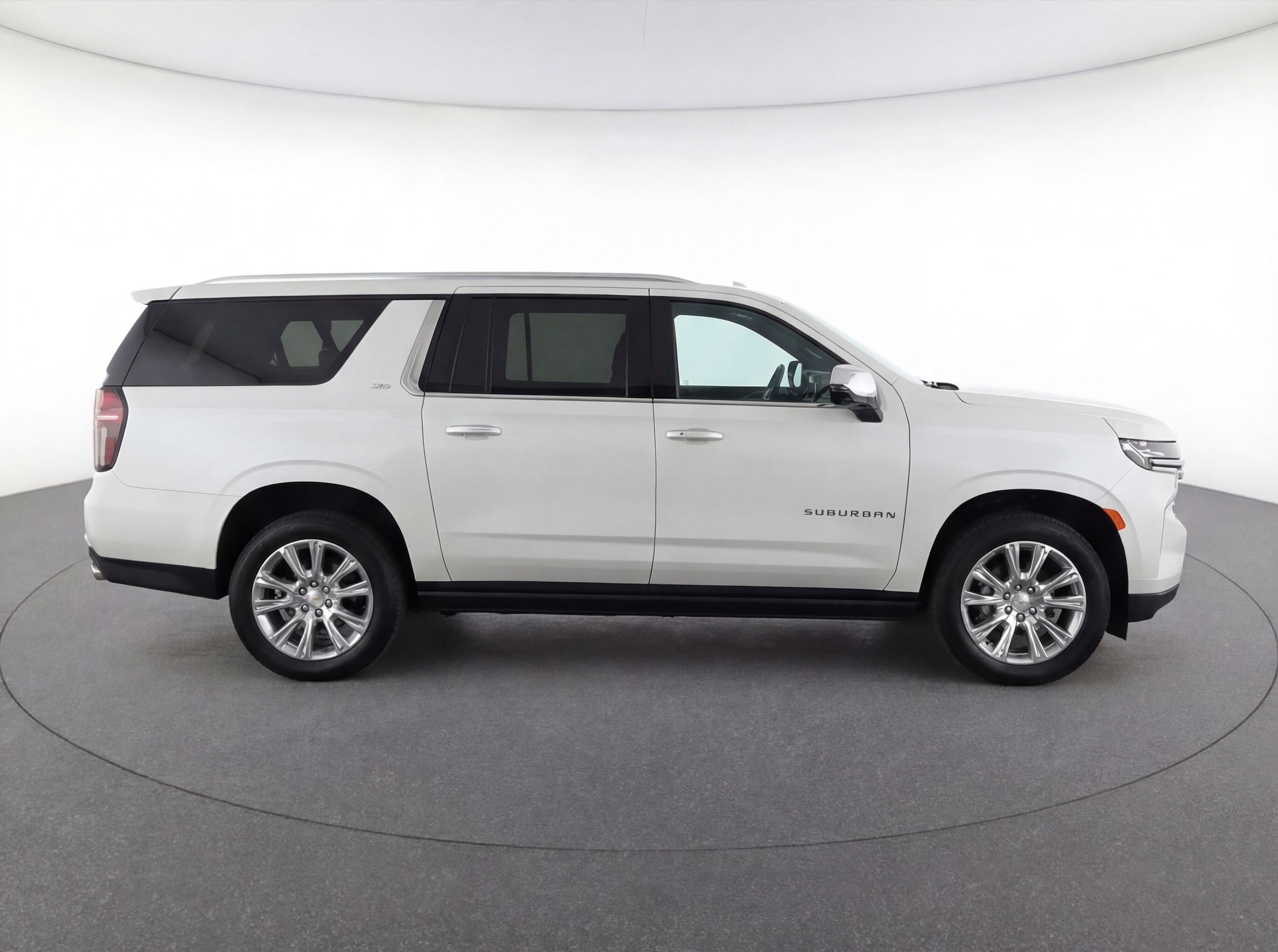 Thumbnail: 2023 Chevrolet Suburban - 11