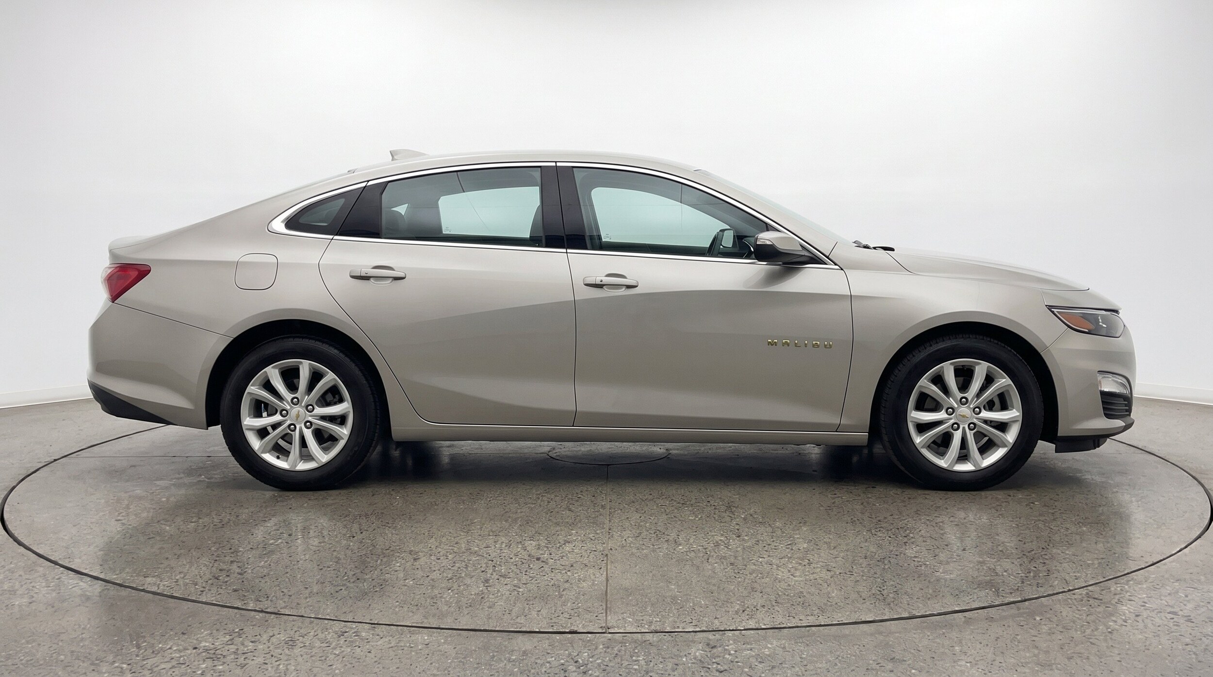 Thumbnail: 2024 Chevrolet Malibu - 11