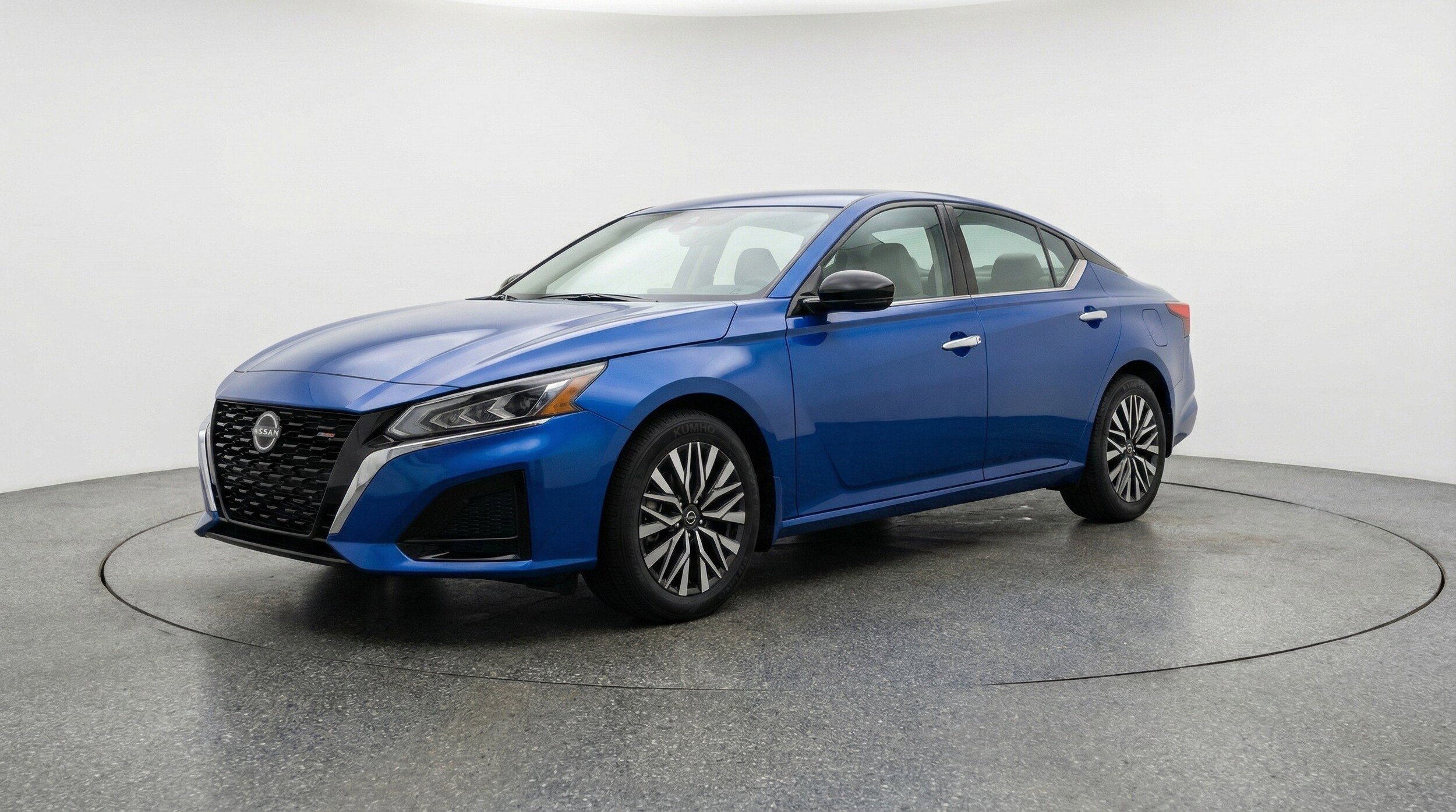 Thumbnail: 2025 Nissan Altima - 3