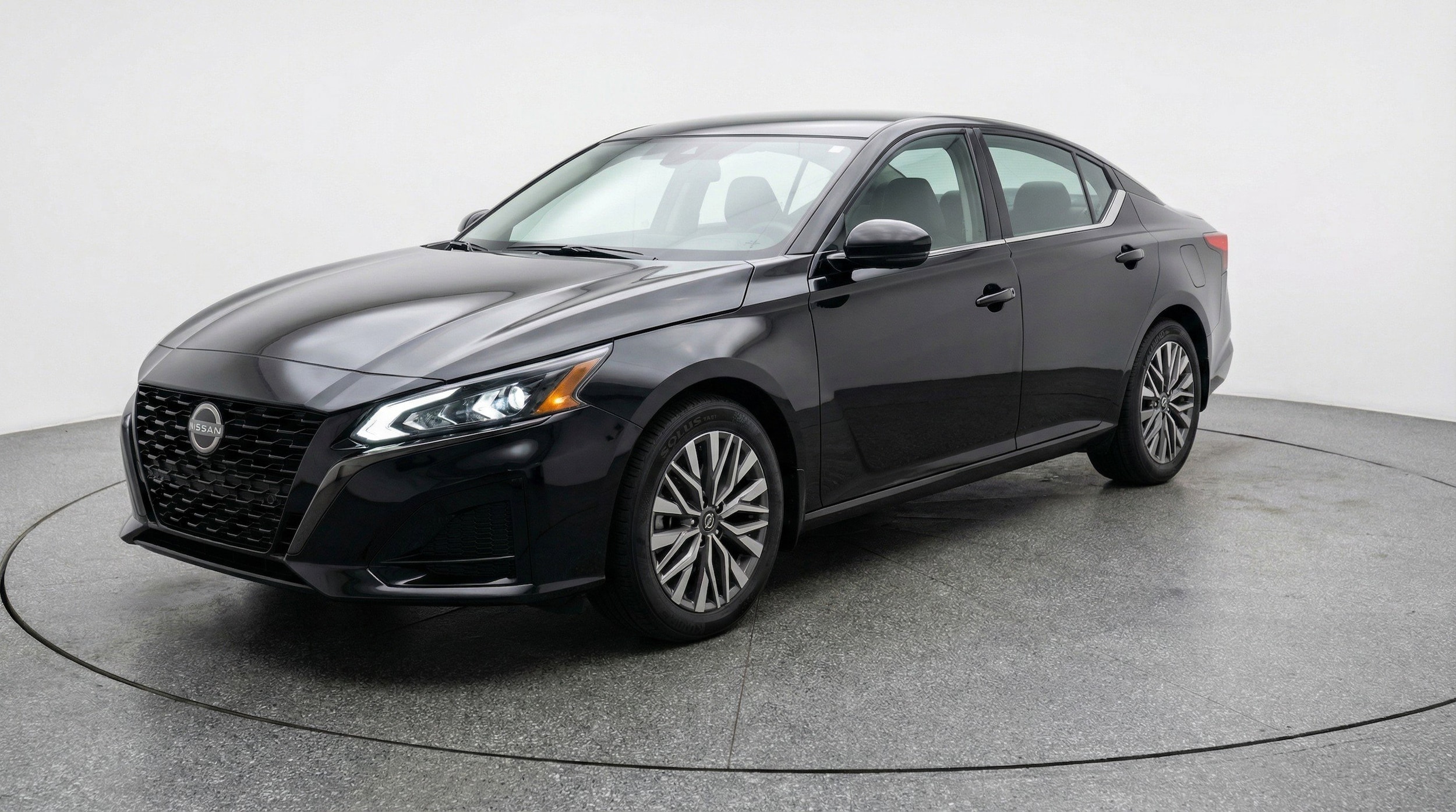 Thumbnail: 2025 Nissan Altima - 3