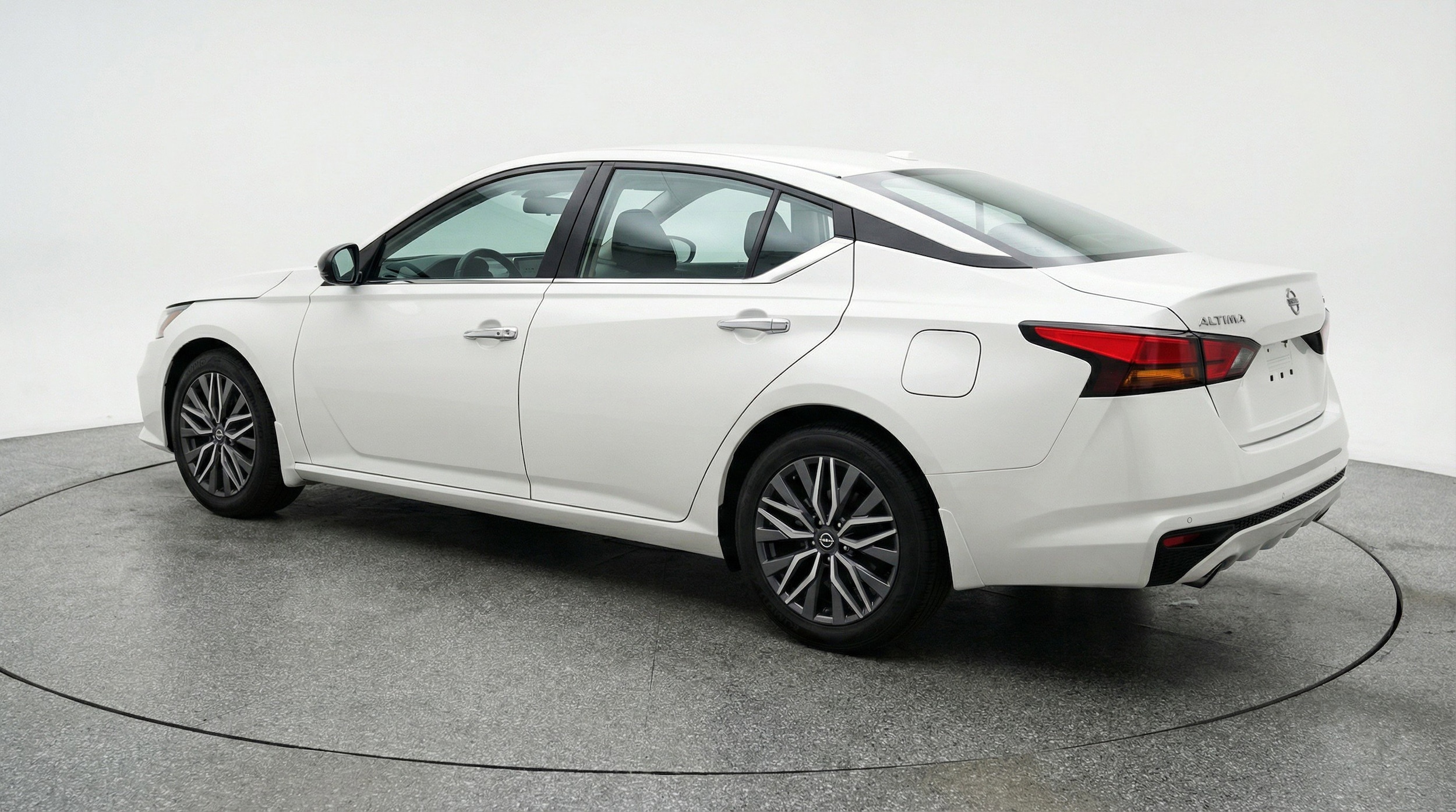 Thumbnail: 2025 Nissan Altima - 6
