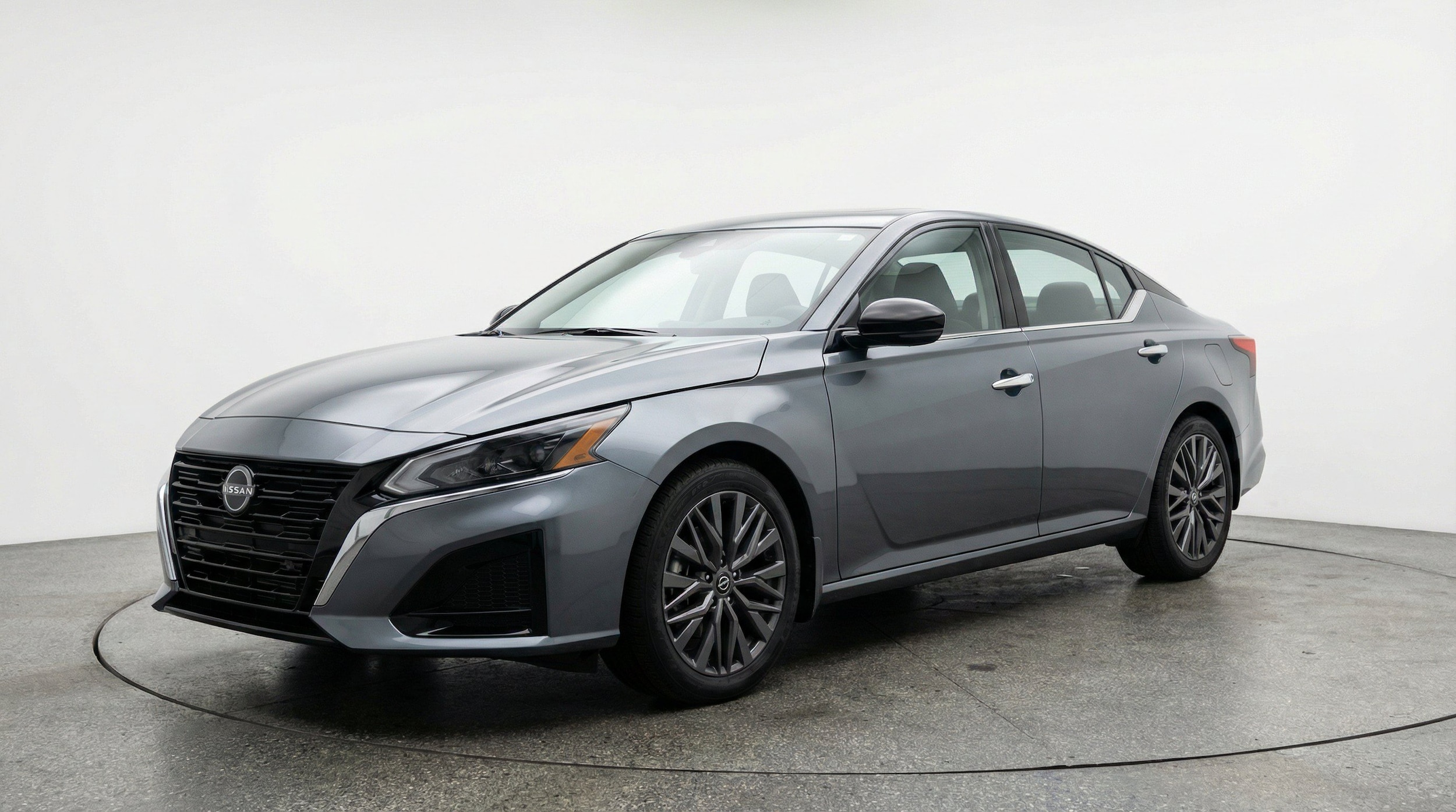 Thumbnail: 2025 Nissan Altima - 3