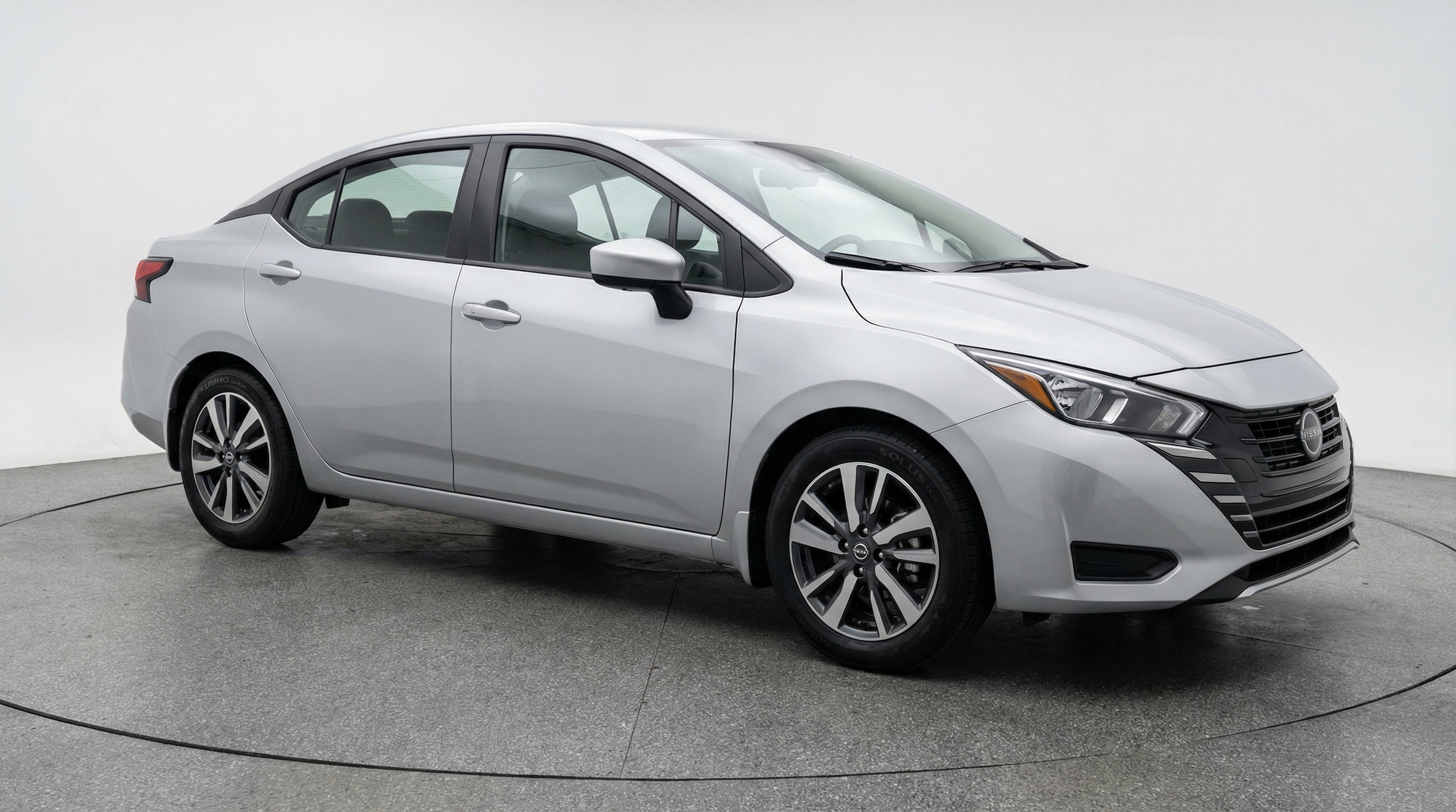 2025 Nissan Versa Sedan SV