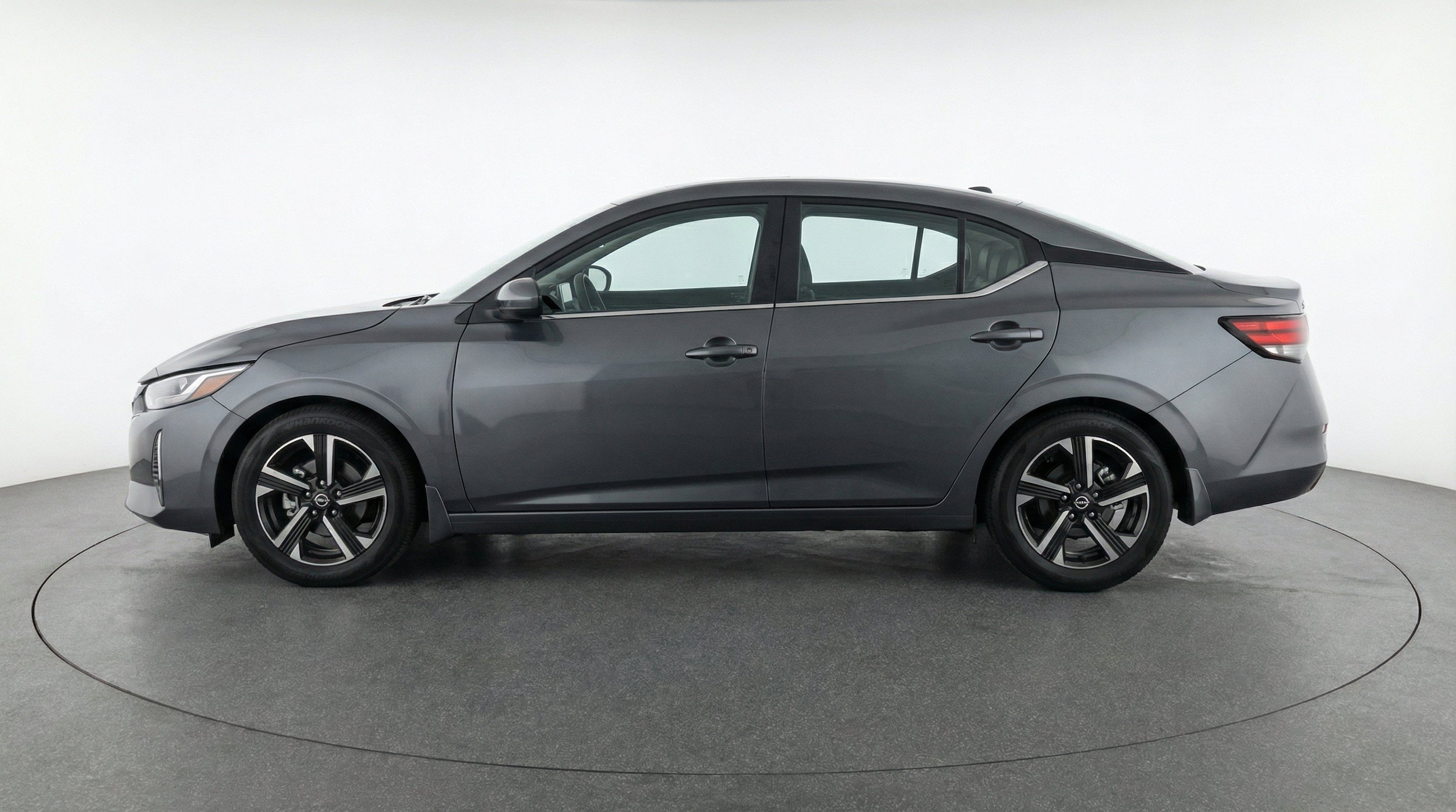 Thumbnail: 2025 Nissan Sentra - 5