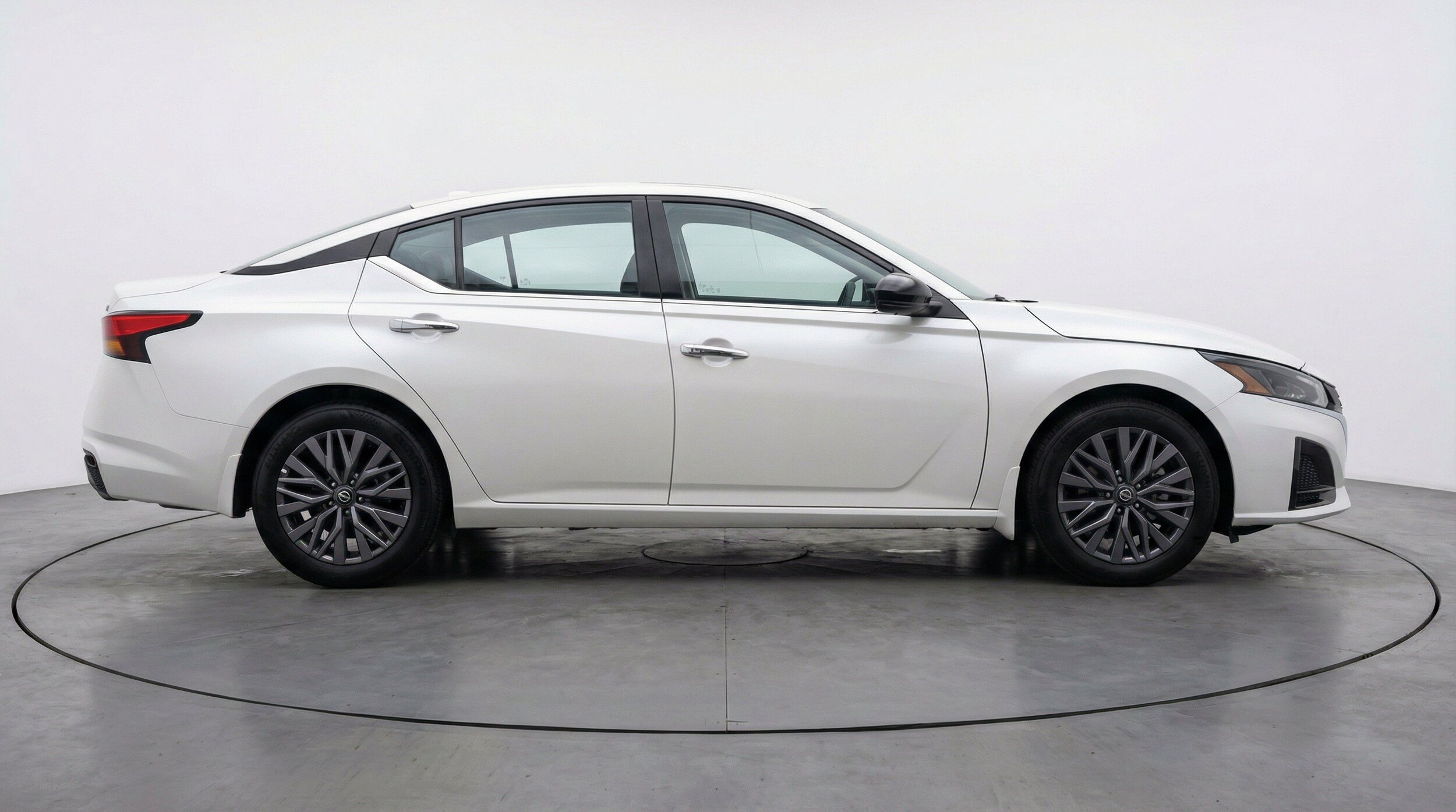 Thumbnail: 2025 Nissan Altima - 11