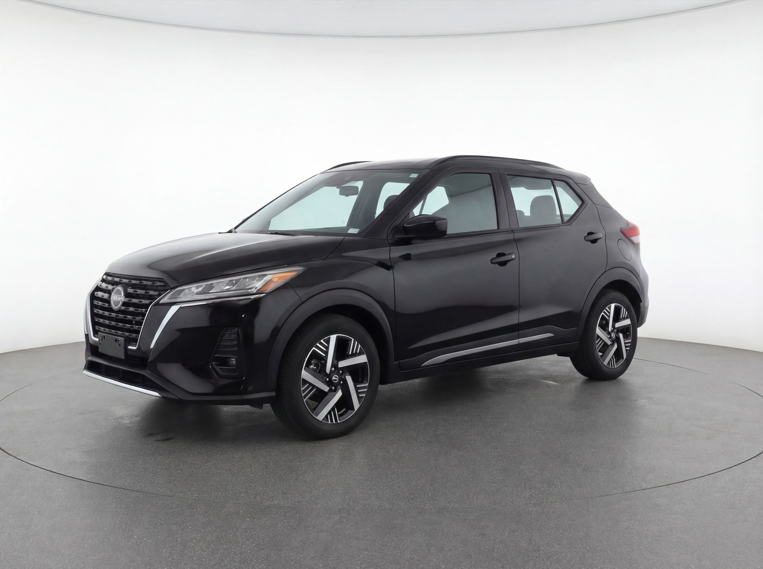 Thumbnail: 2025 Nissan Kicks - 3