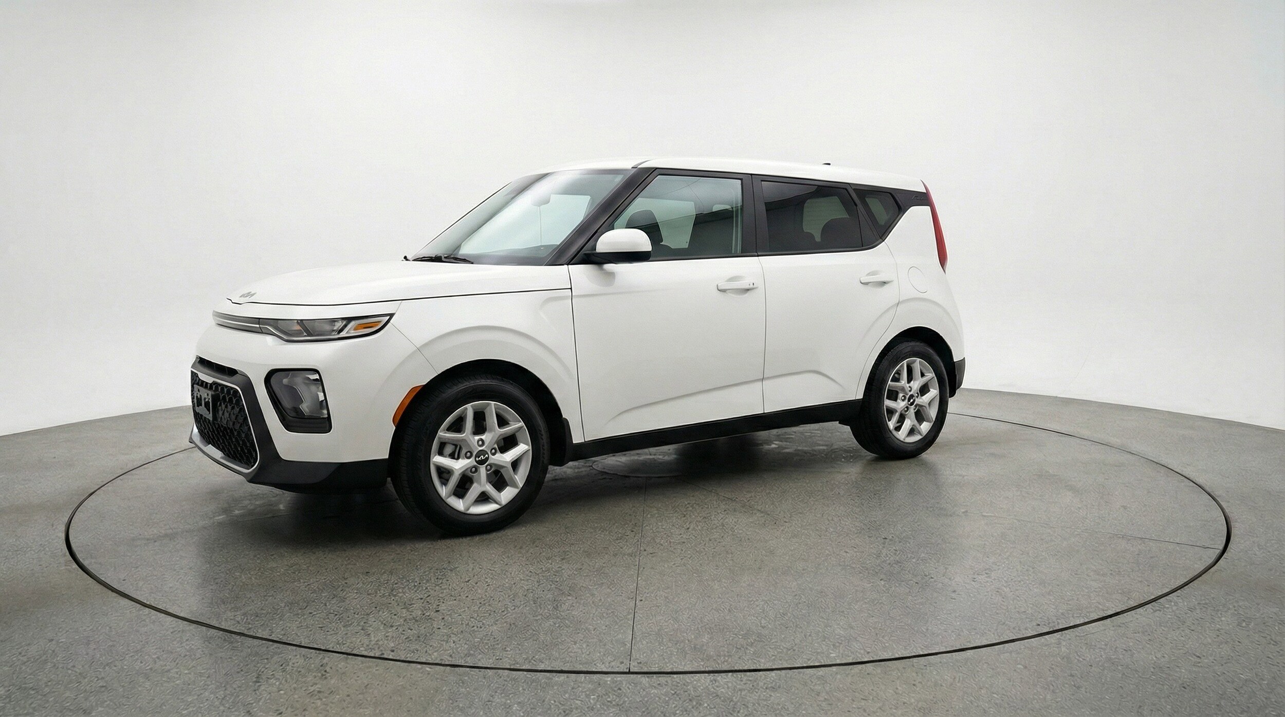 Thumbnail: 2025 Kia Soul - 3
