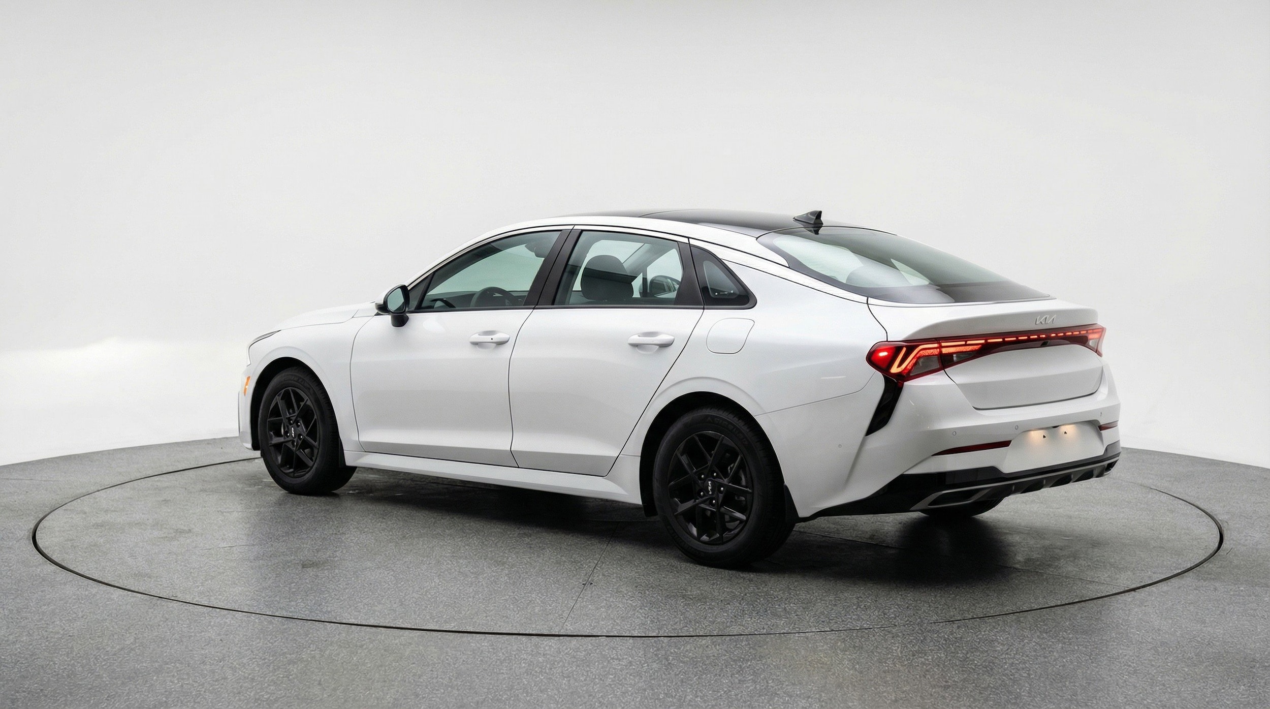 Thumbnail: 2025 Kia K5 - 6
