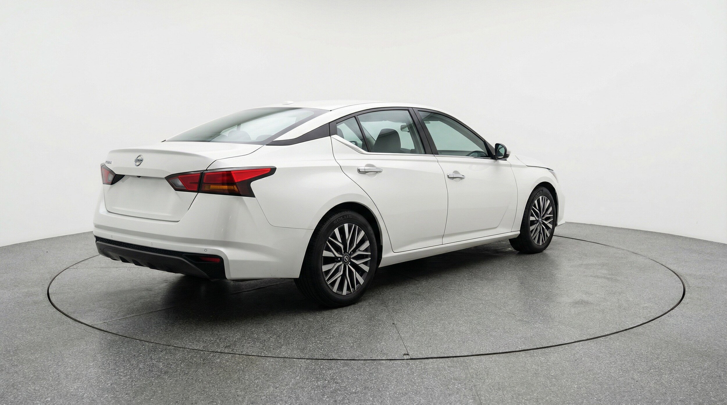 Thumbnail: 2025 Nissan Altima - 9