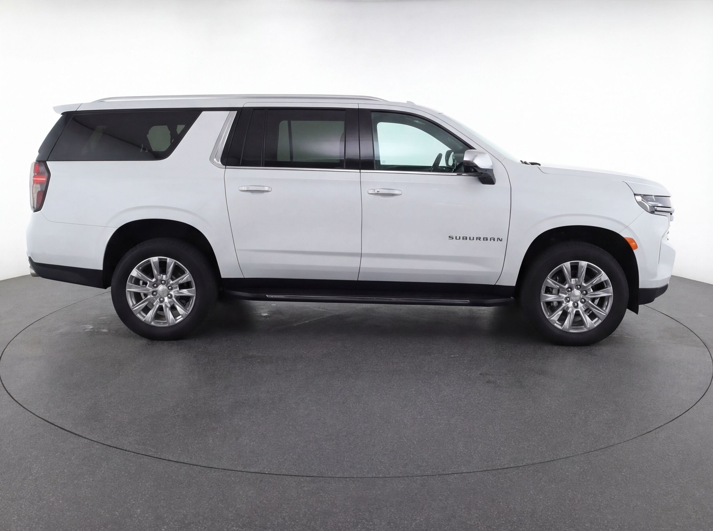 Thumbnail: 2023 Chevrolet Suburban - 11