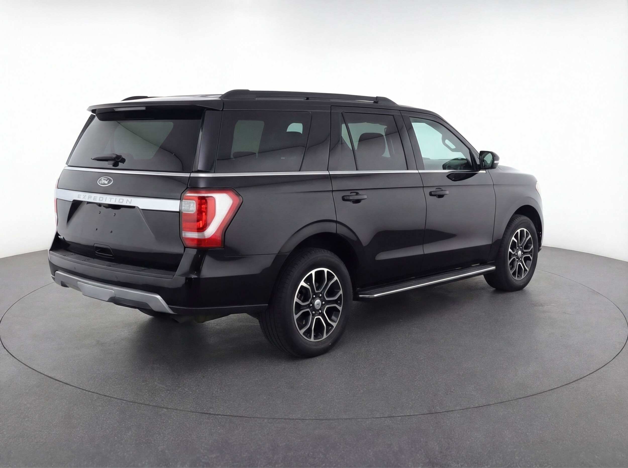 Thumbnail: 2023 Ford Expedition - 9