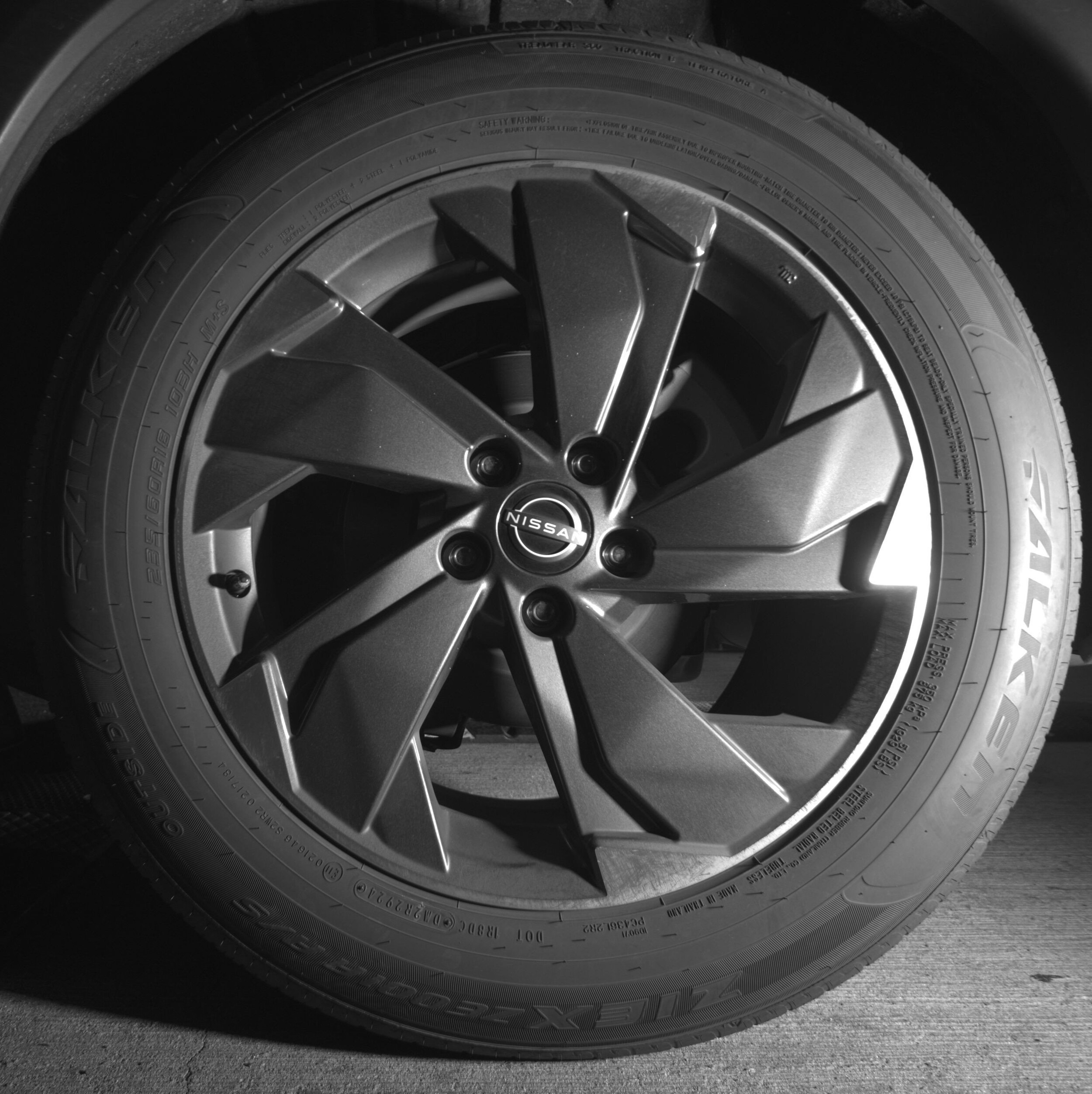 Thumbnail: 2025 Nissan Rogue - 14