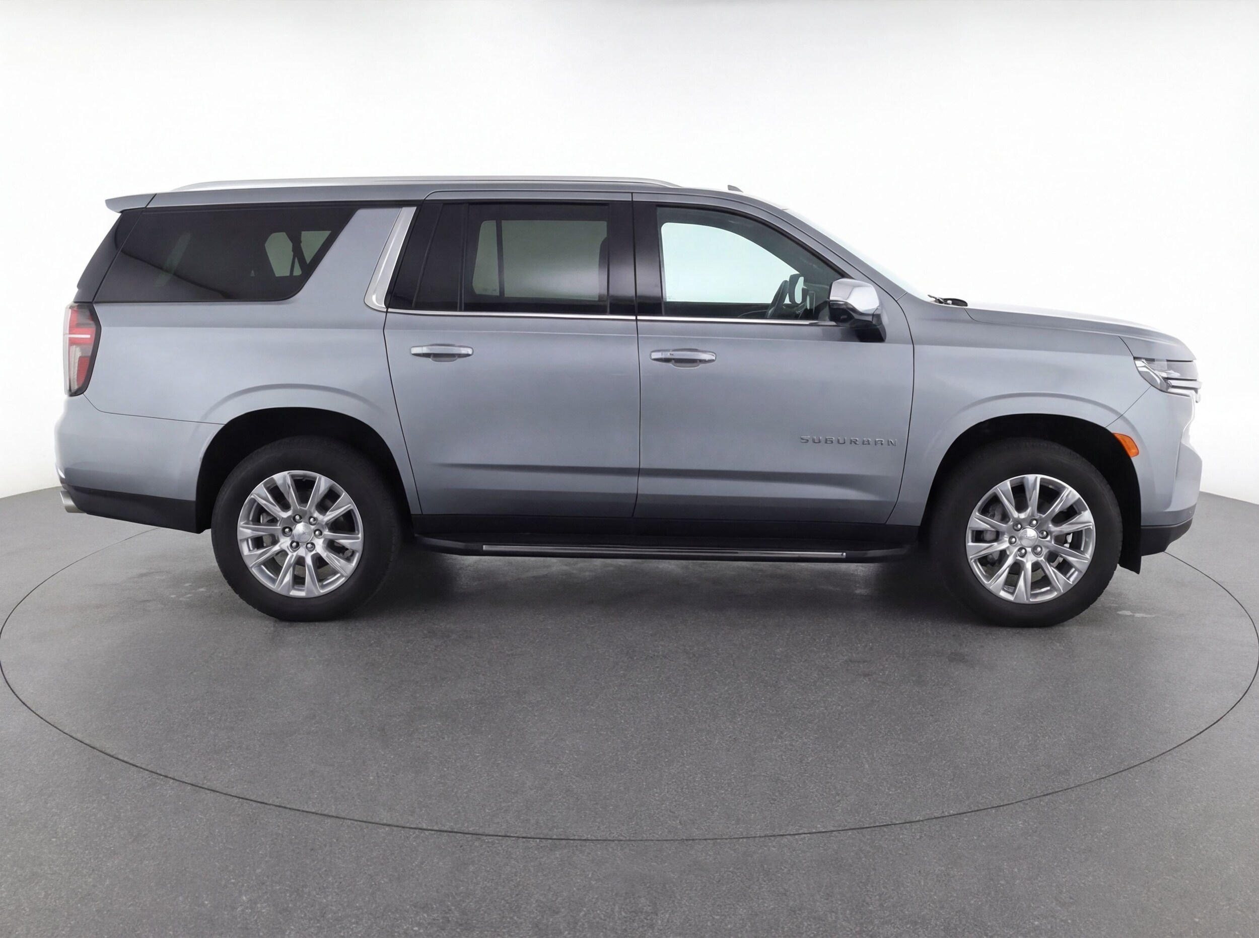 Thumbnail: 2023 Chevrolet Suburban - 11