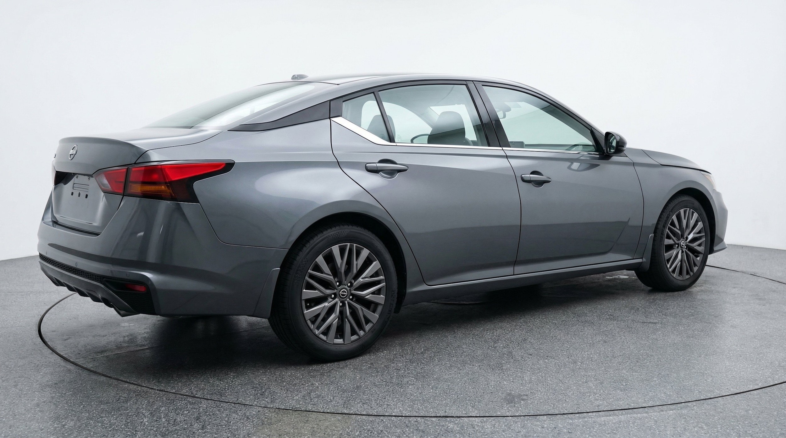 Thumbnail: 2025 Nissan Altima - 9