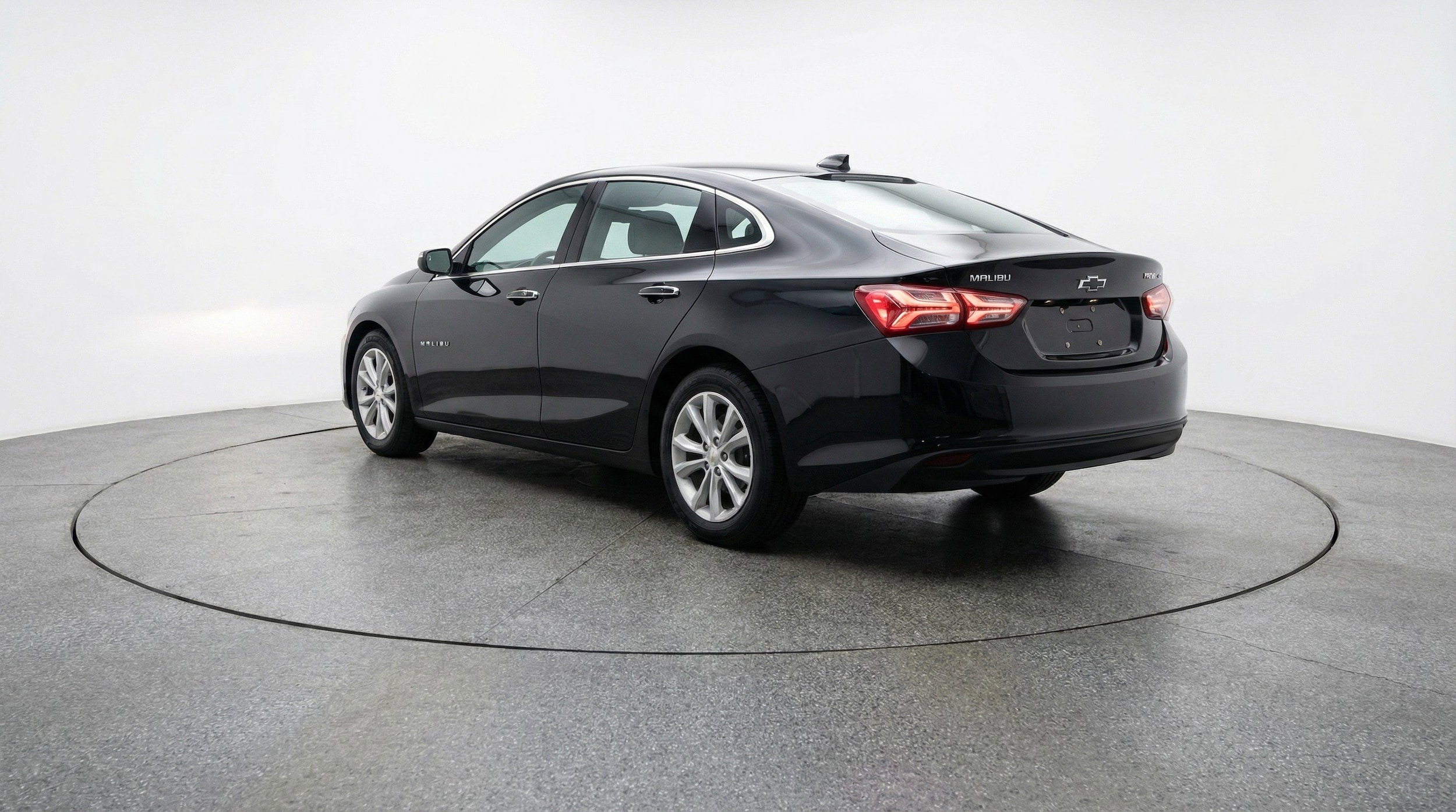 Thumbnail: 2024 Chevrolet Malibu - 6