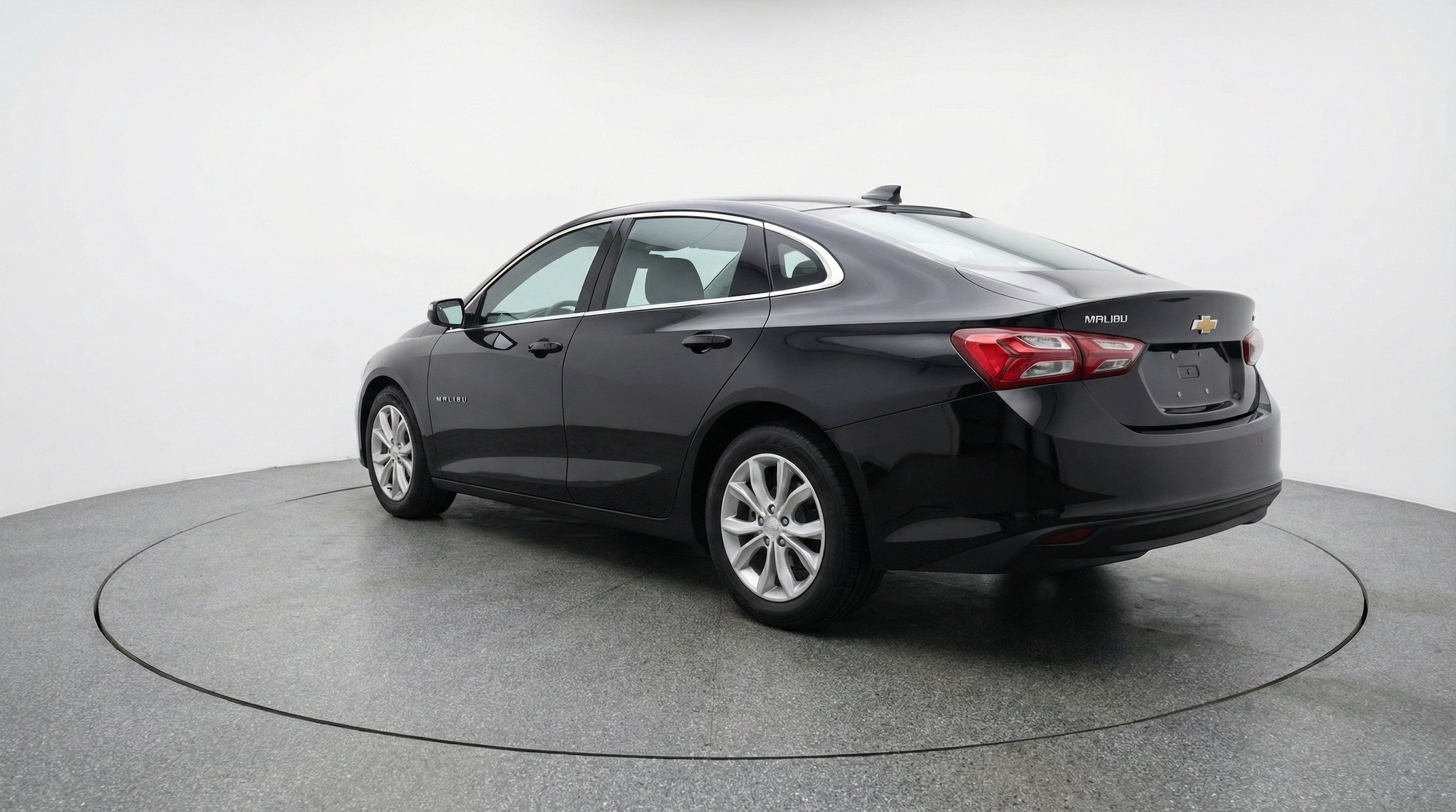 Thumbnail: 2024 Chevrolet Malibu - 6