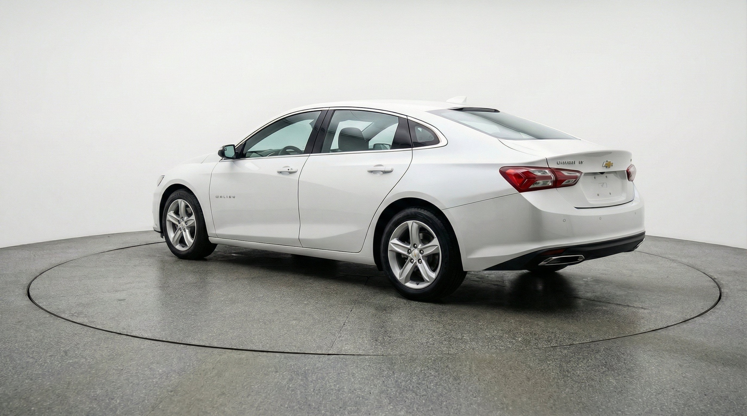 Thumbnail: 2024 Chevrolet Malibu - 6