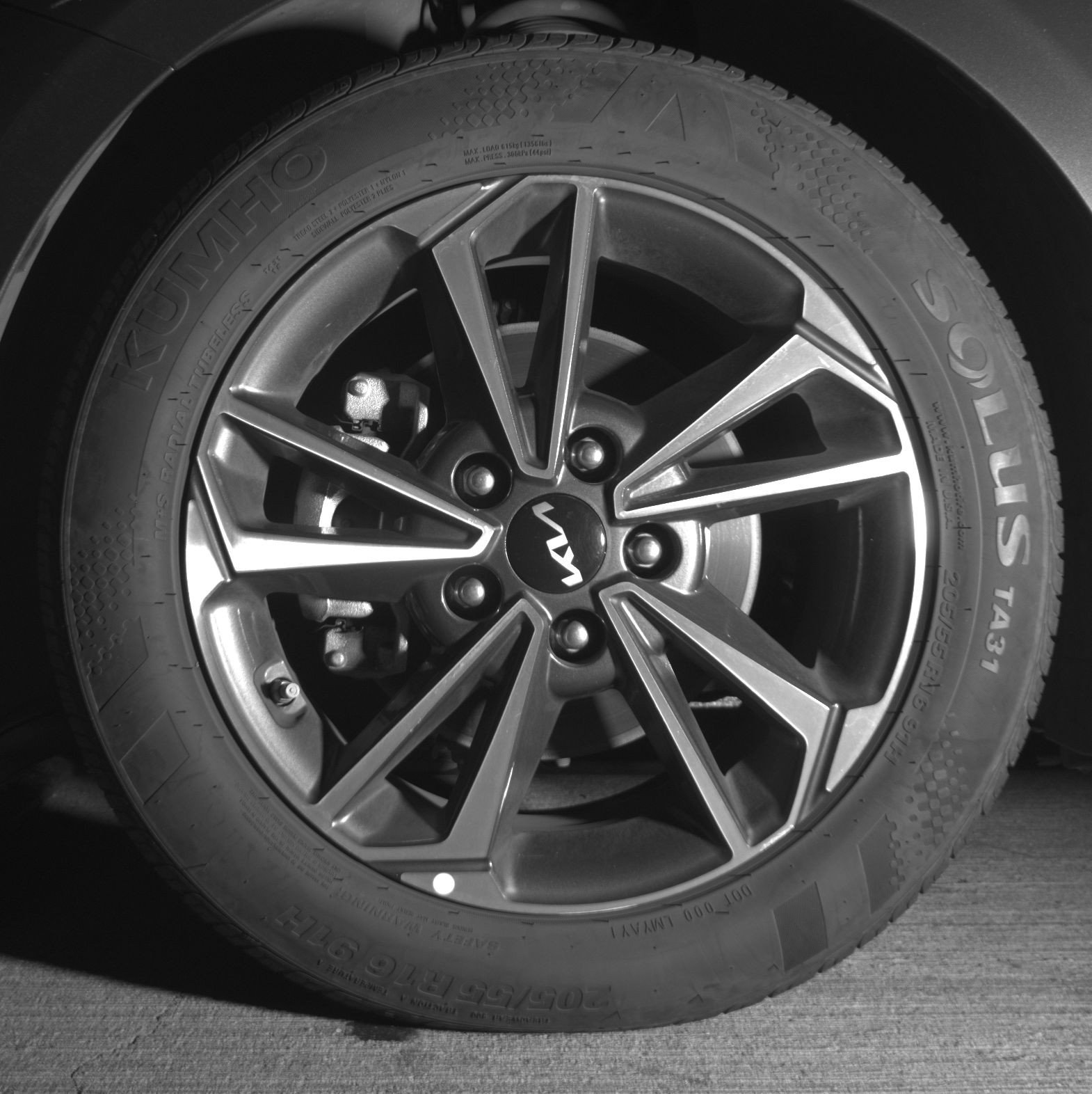 Thumbnail: 2024 Kia Forte - 12