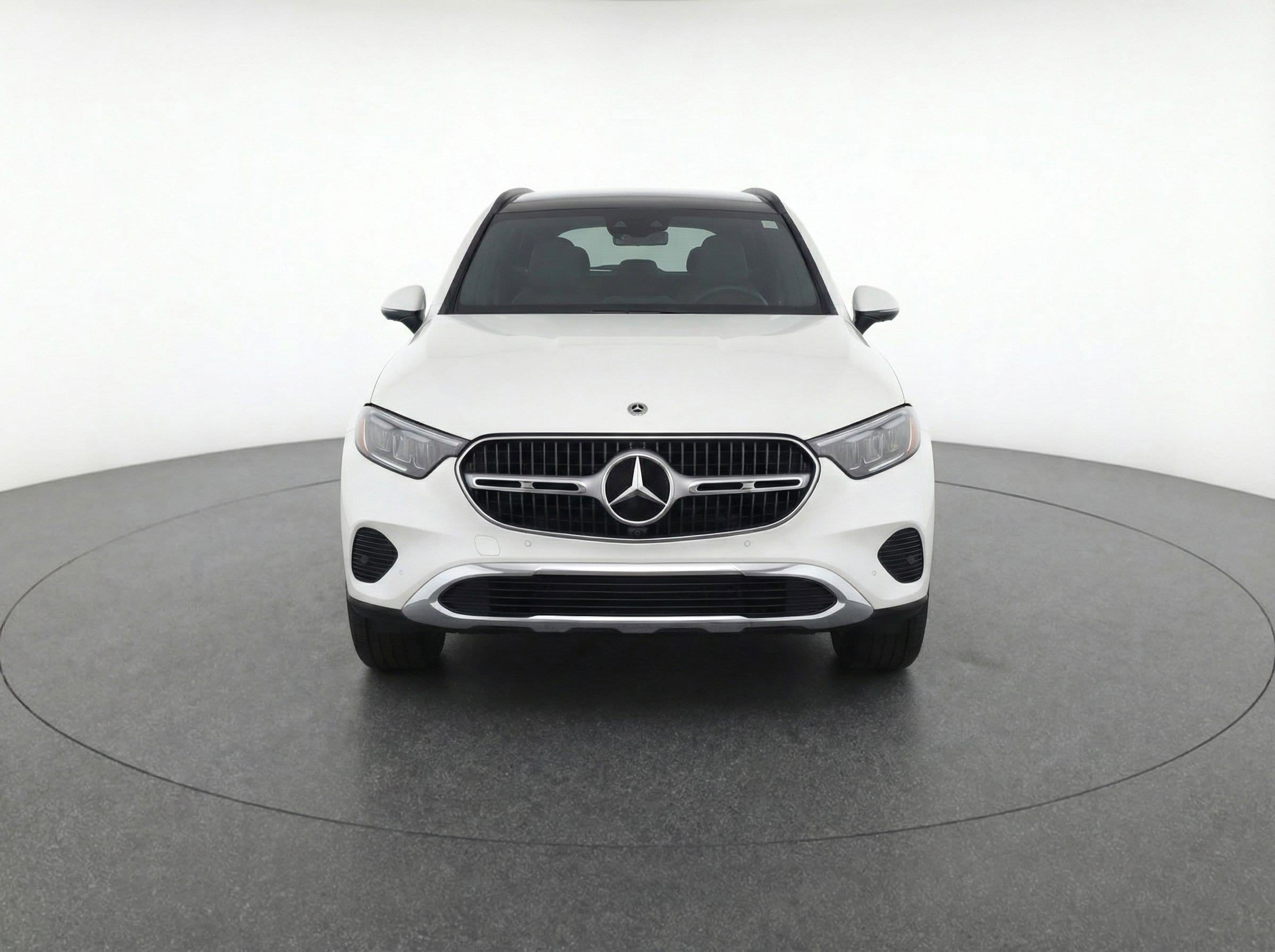 Thumbnail: 2024 Mercedes-Benz GLC - 2