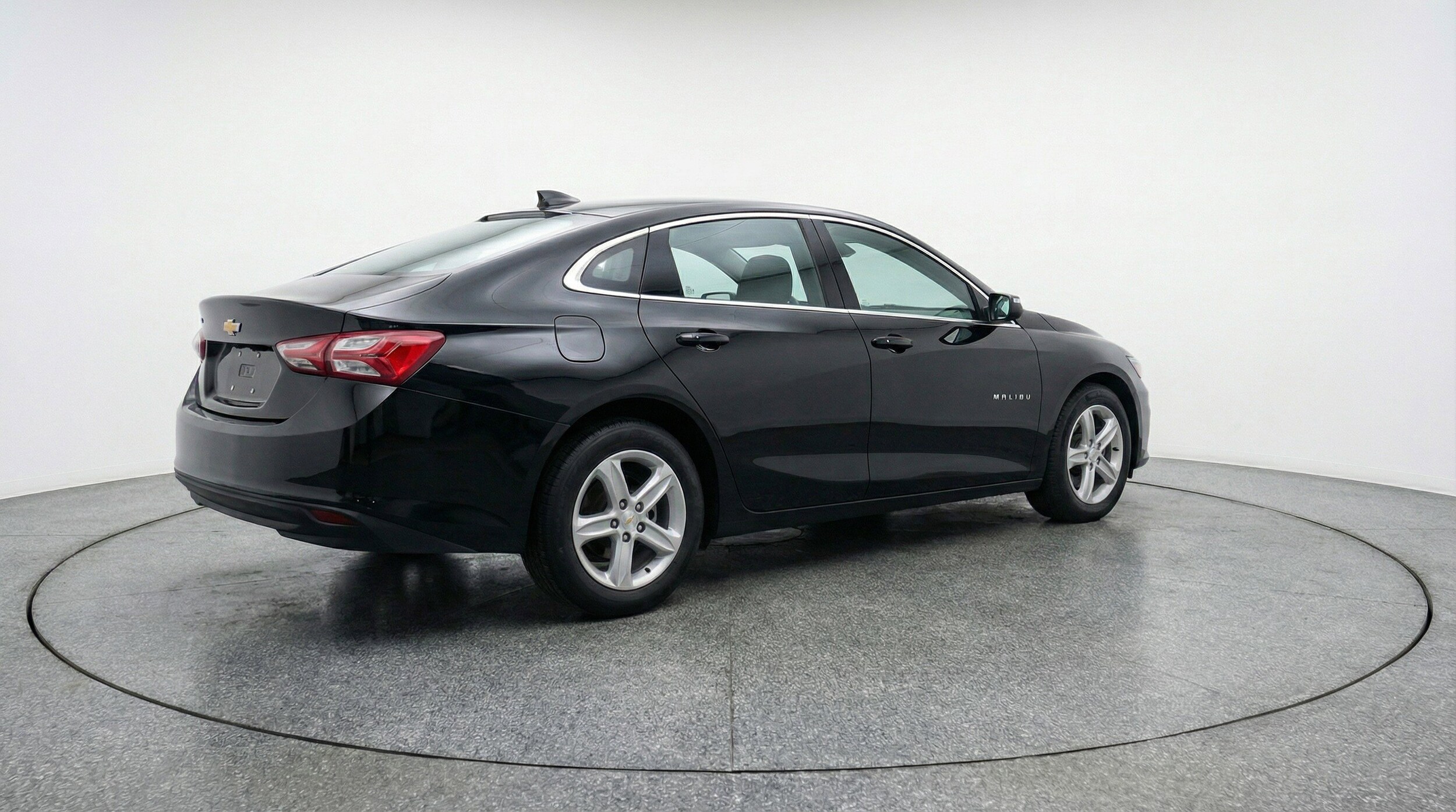Thumbnail: 2024 Chevrolet Malibu - 9