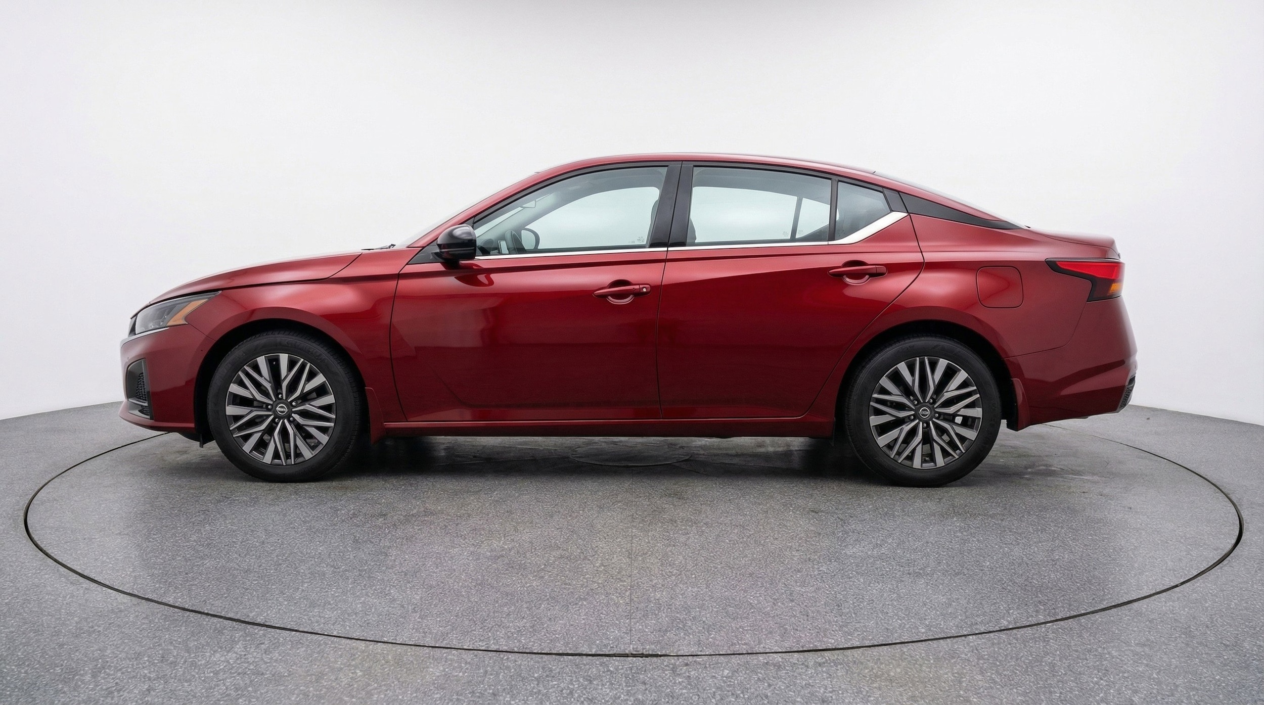 Thumbnail: 2025 Nissan Altima - 5