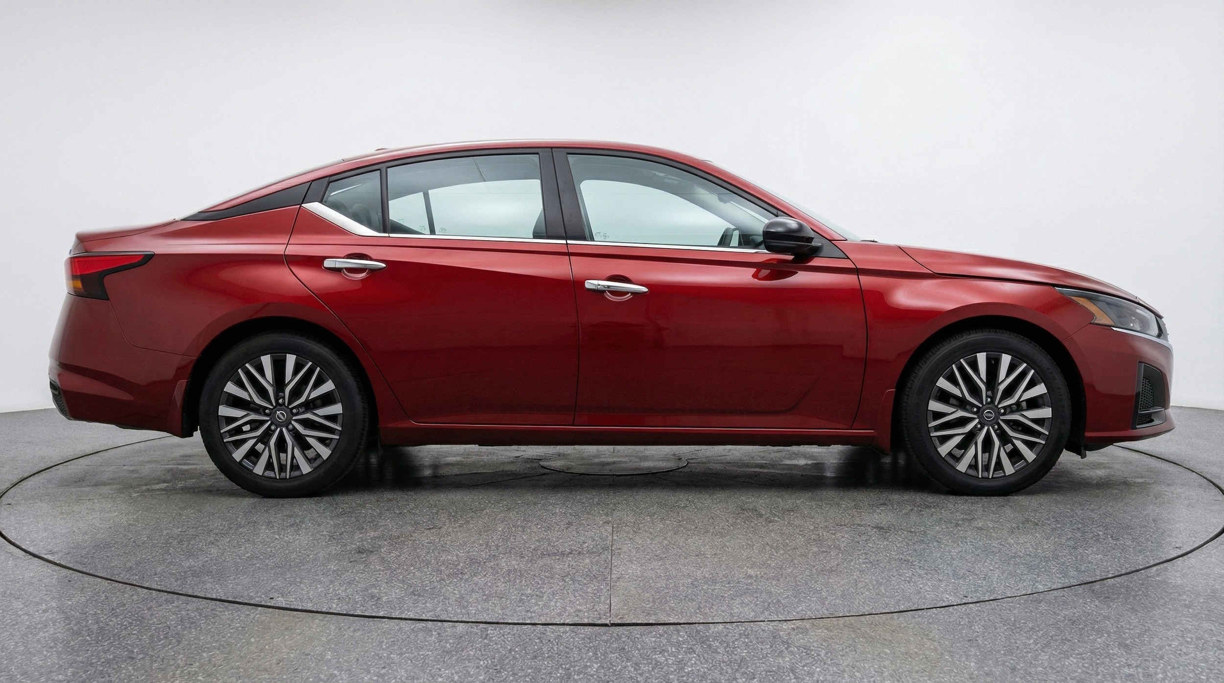 Thumbnail: 2025 Nissan Altima - 11