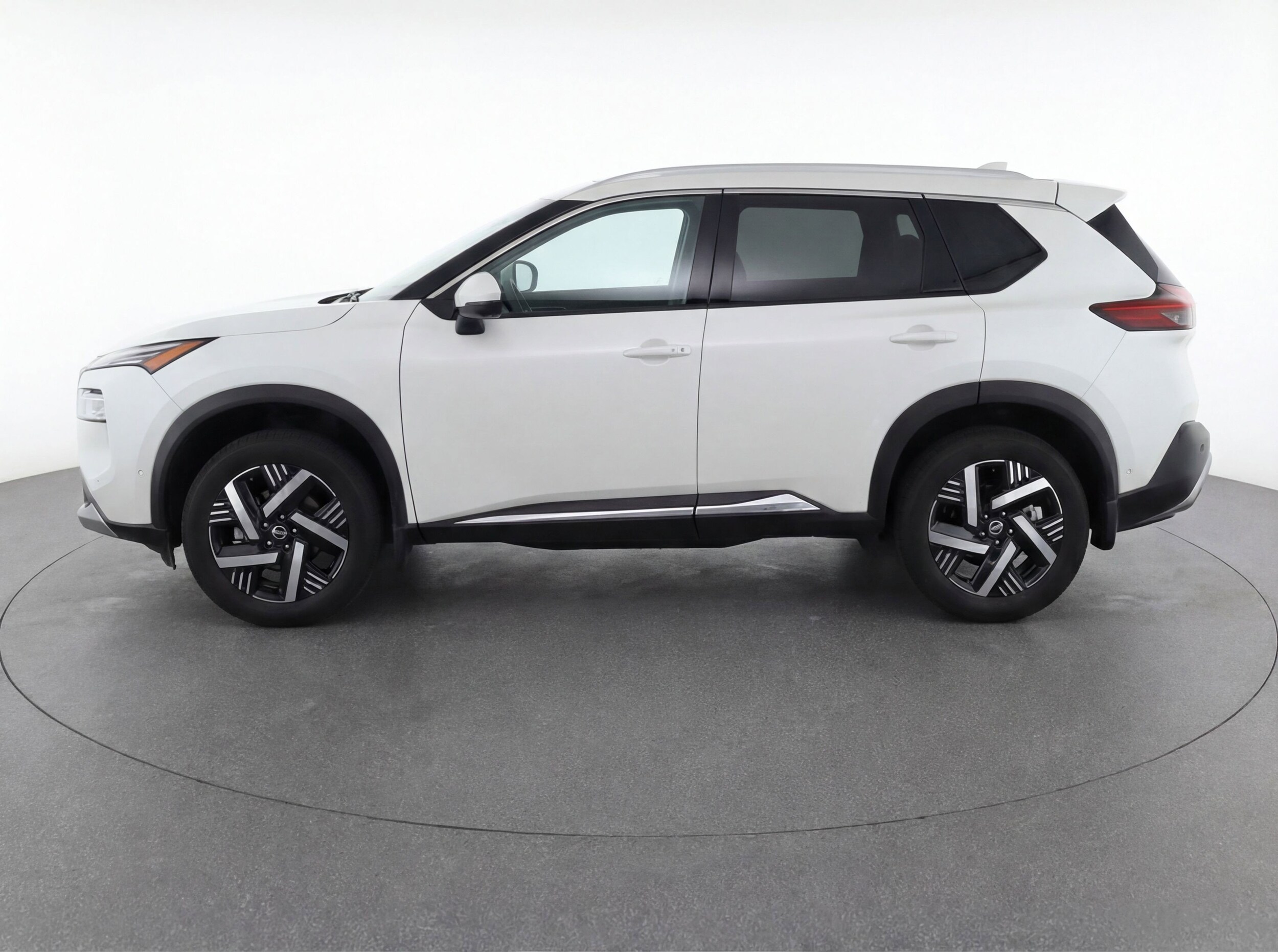 Thumbnail: 2025 Nissan Kicks - 5