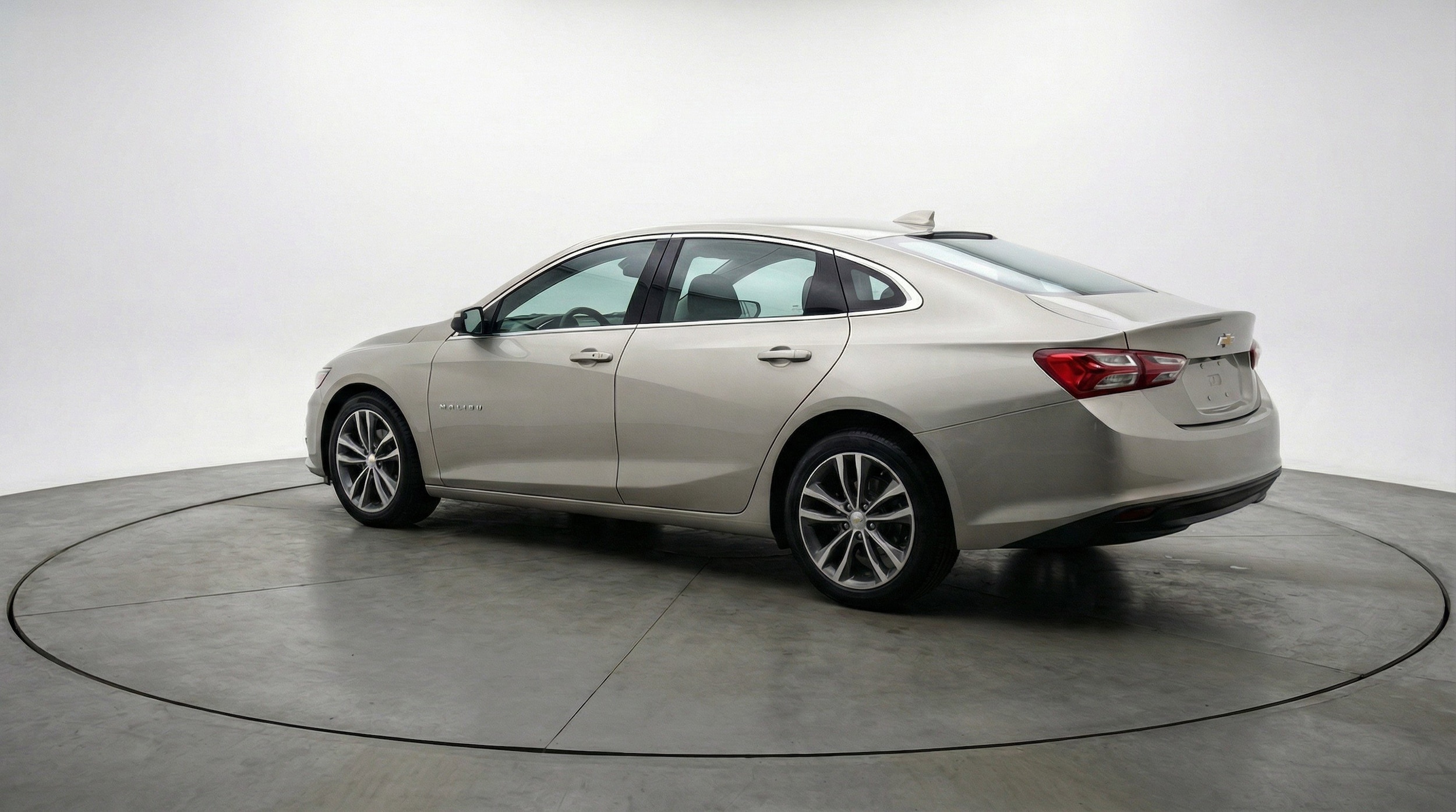 Thumbnail: 2024 Chevrolet Malibu - 6